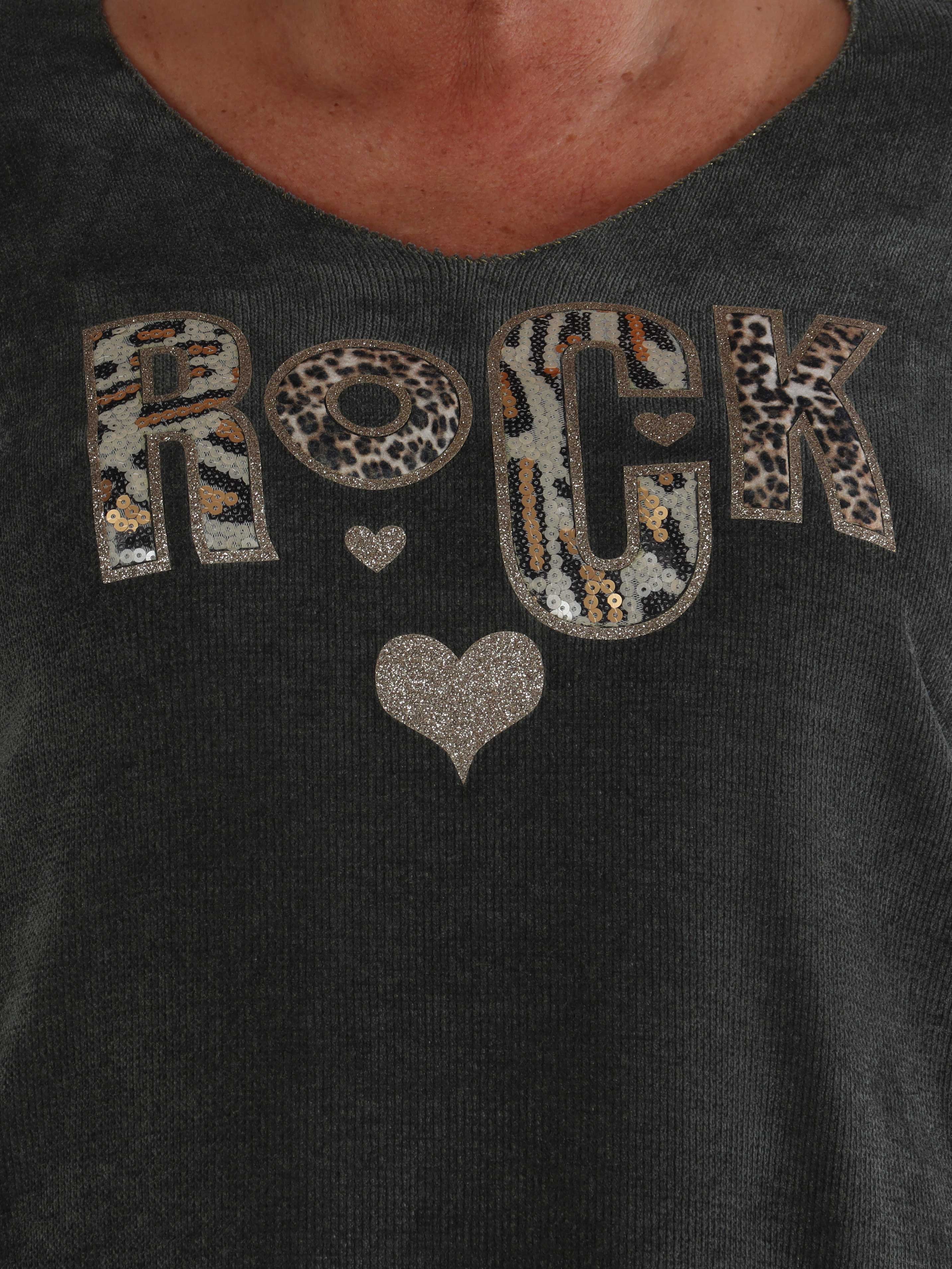 Rocka - Plus size kjole i blød strik med motiv