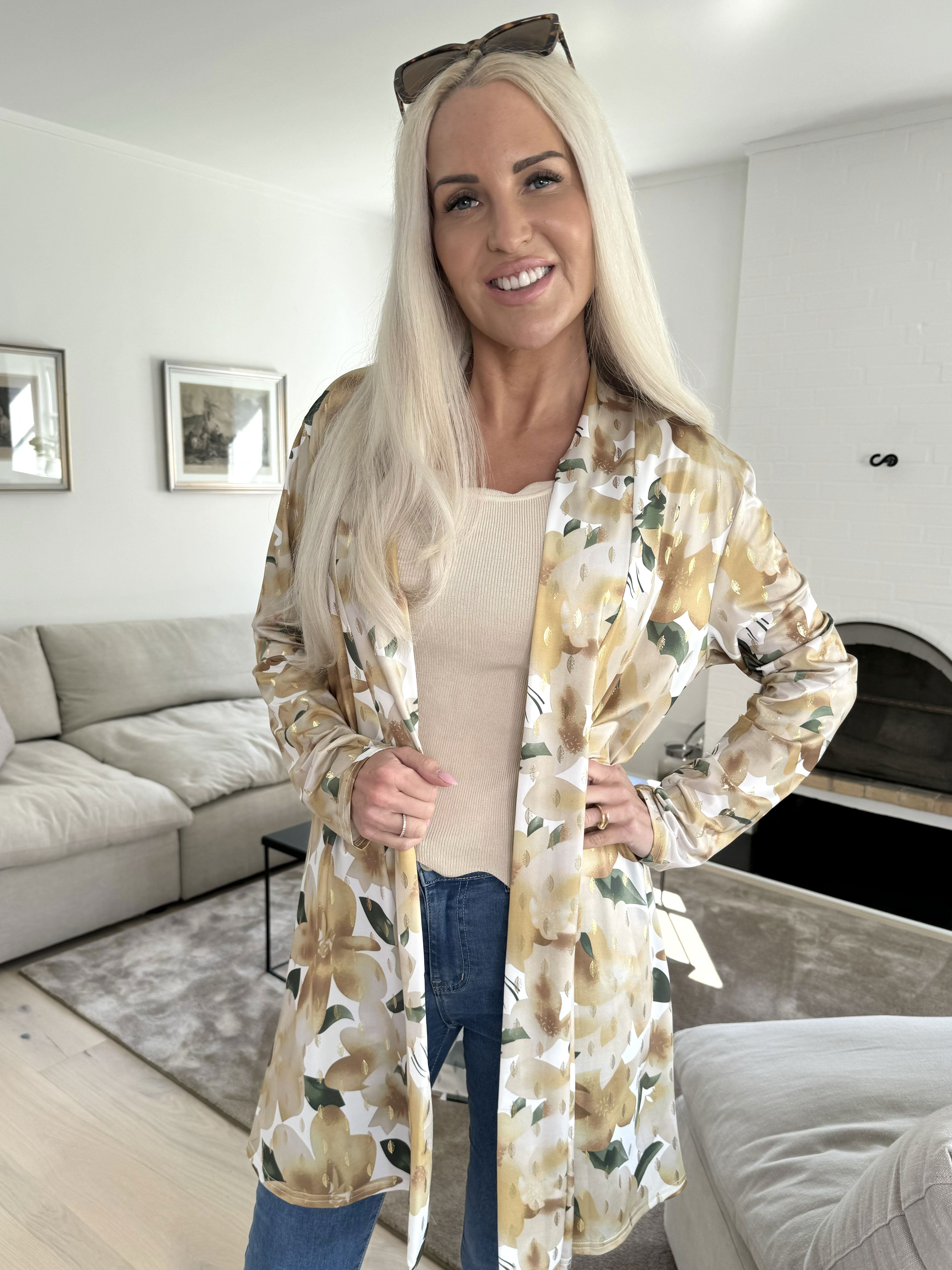 Rosa Sweet Flower - Elastisk kofta med blommigt tryck