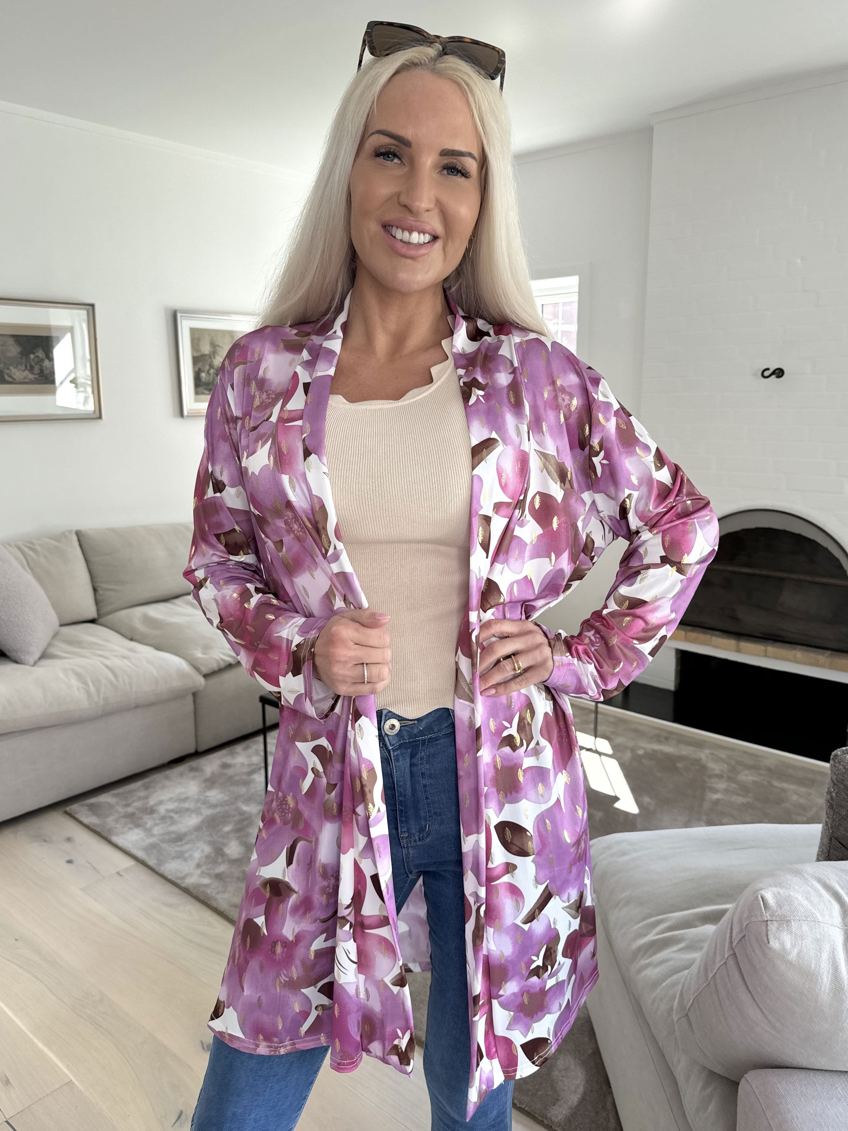 Rosa Sweet Flower - Elastisk kofta med blommigt tryck