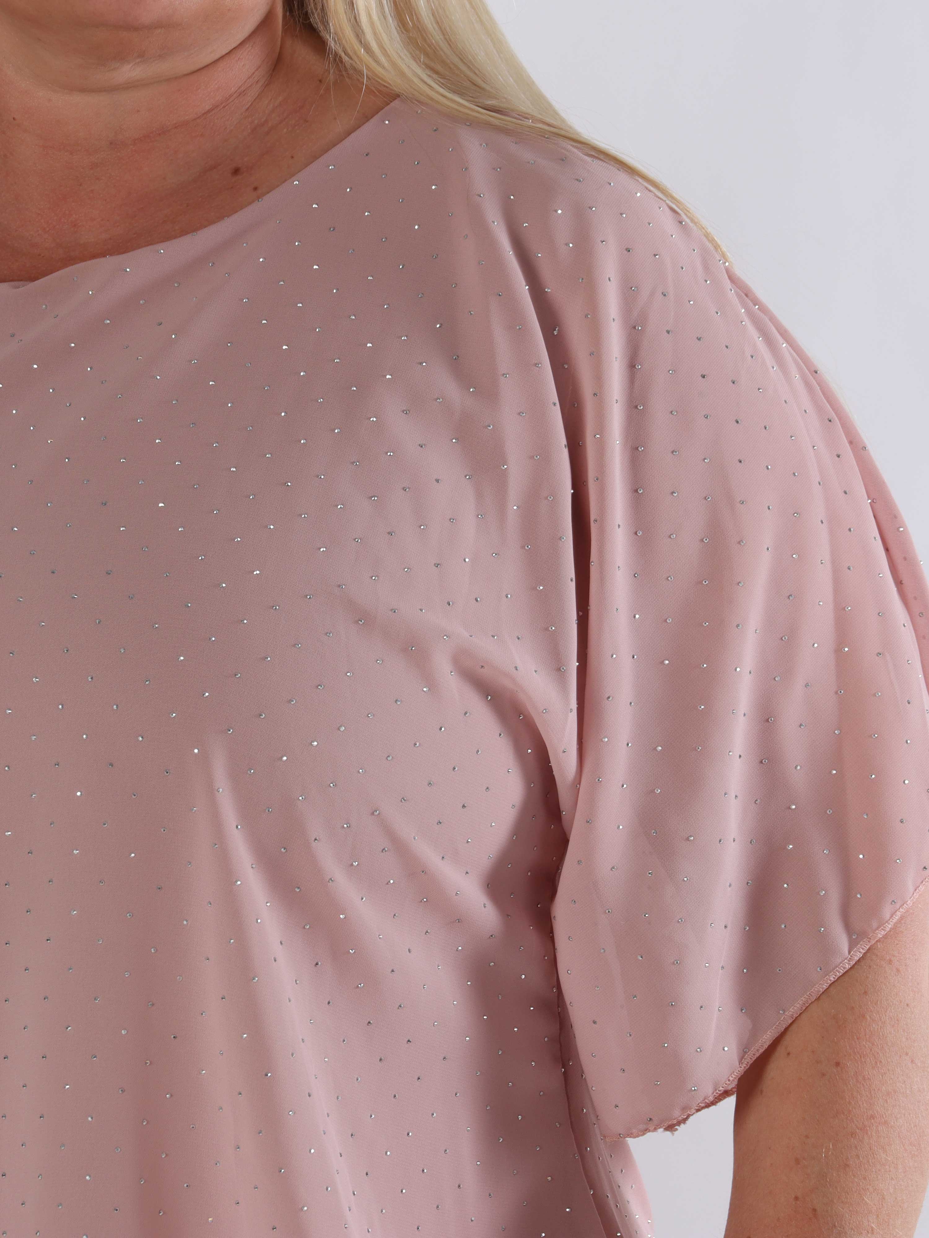 Rosie - Plus size viskos blus med chiffonglager och strass