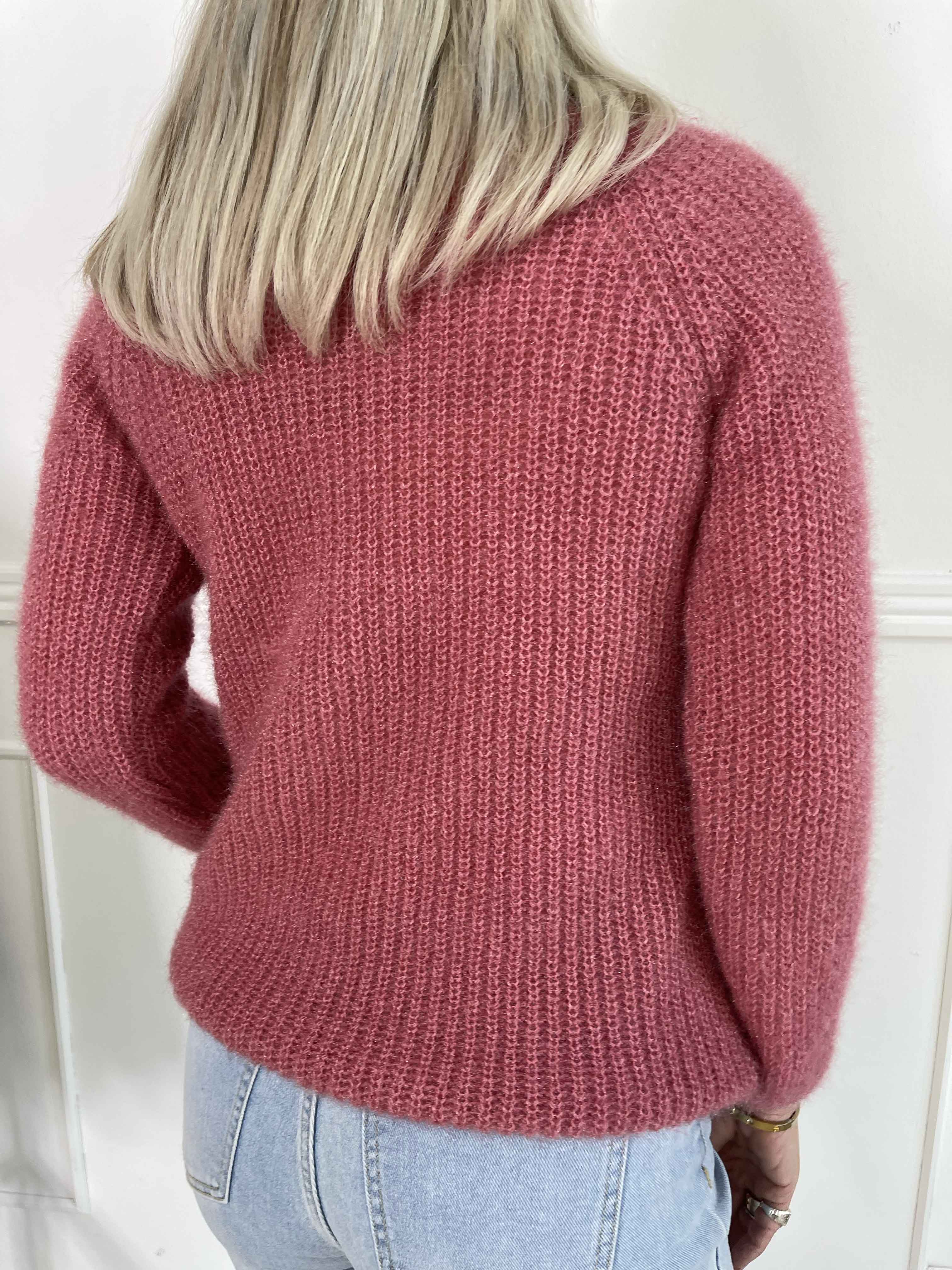 Rylie - Fluffig stickad tröja med polotröja