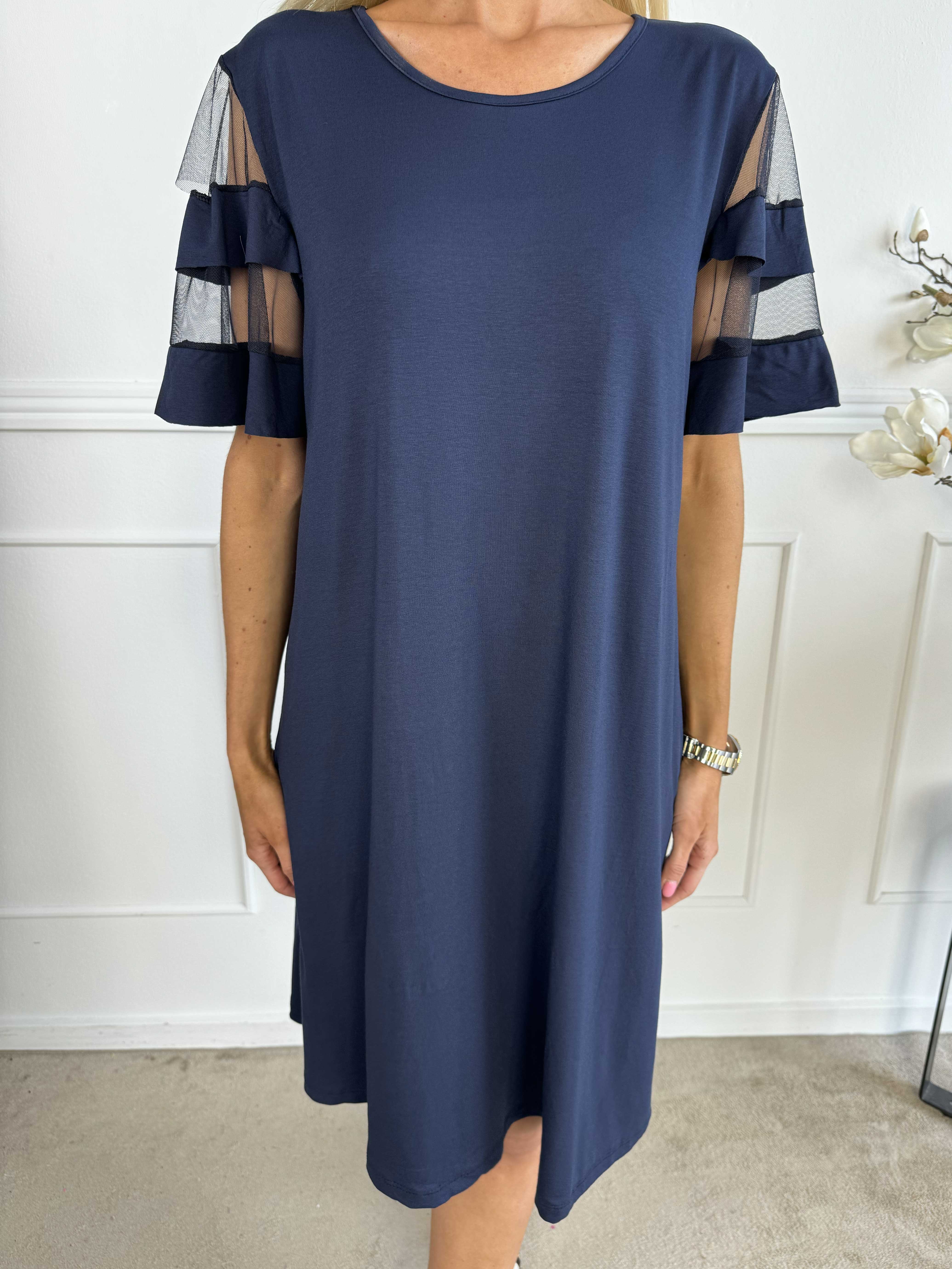 Sakina - T-shirtklänning med fina ärmar