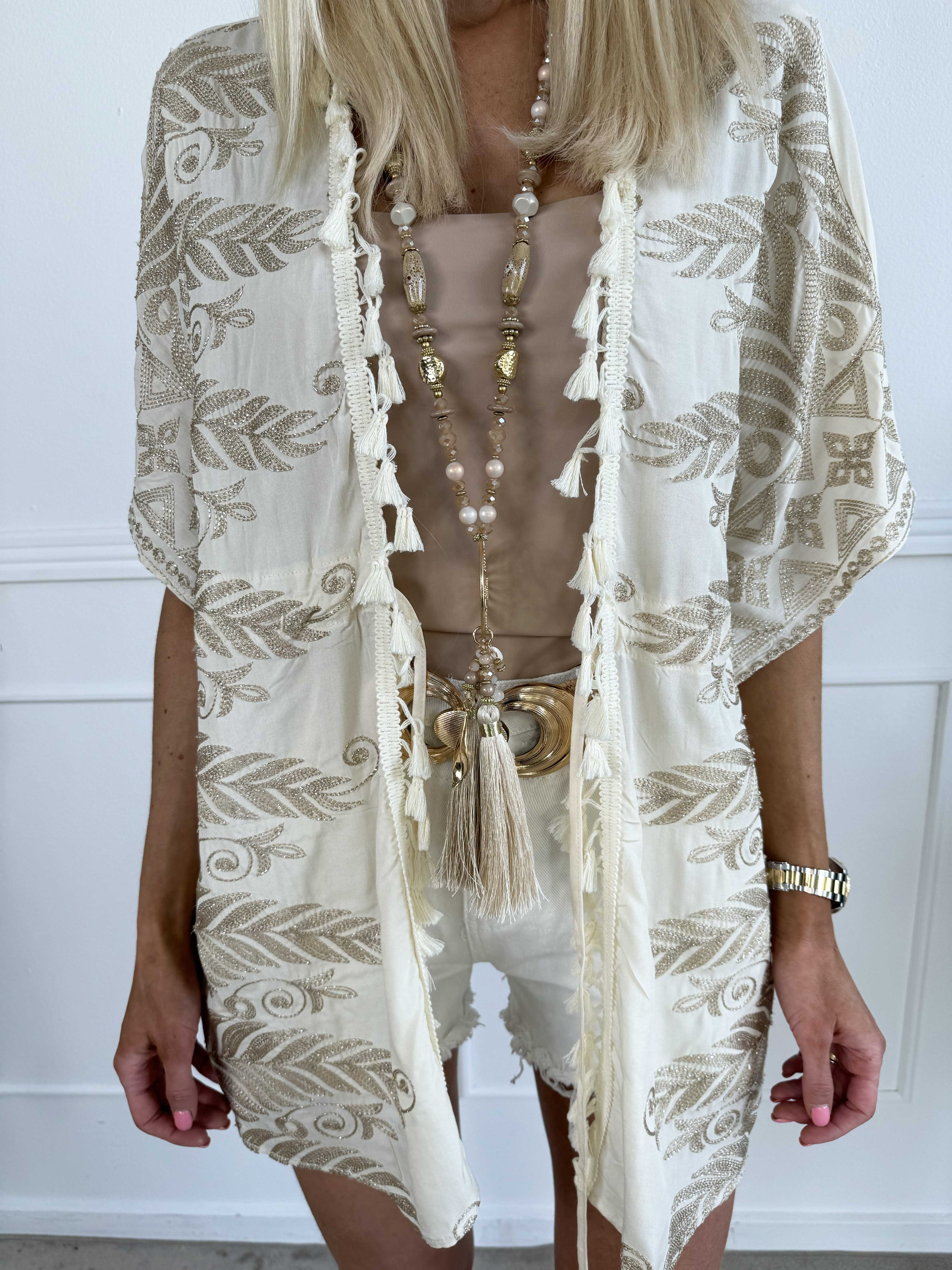 Samira - Vacker kimono med broderi