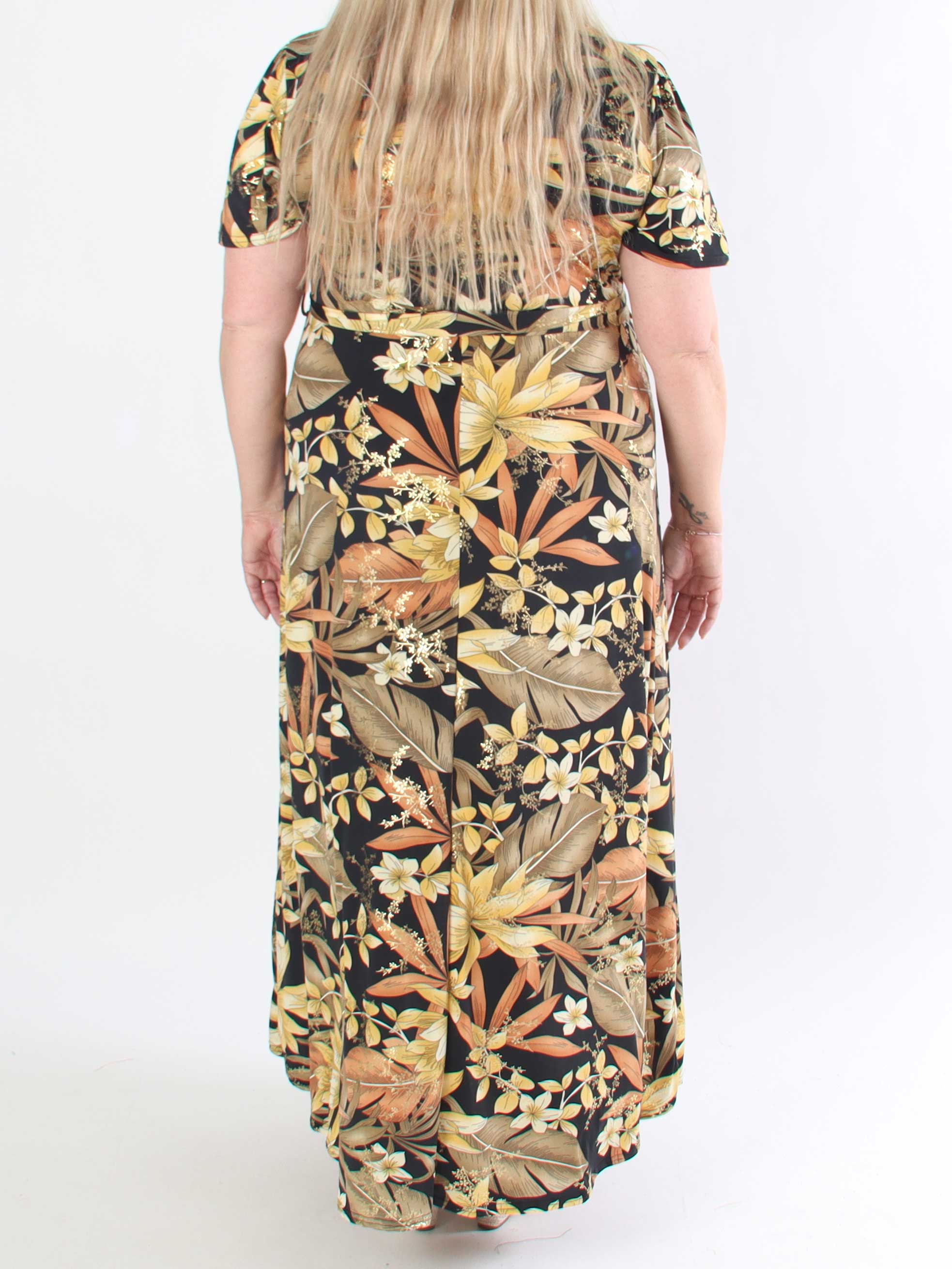 Sansa - Elastisk blommig plus size klänning med knytband