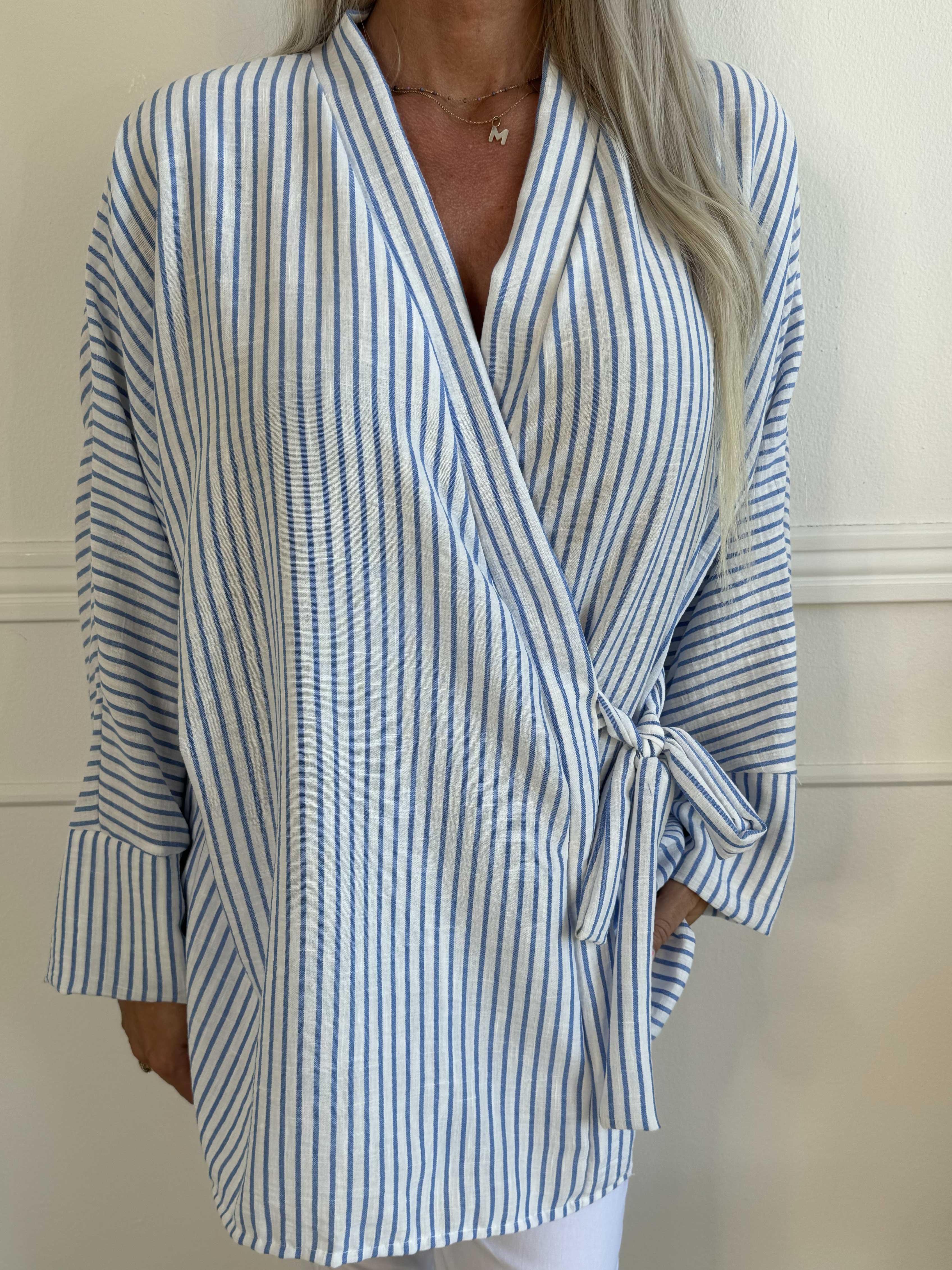 Sarah Stripe - Söt randig omlott-tunika