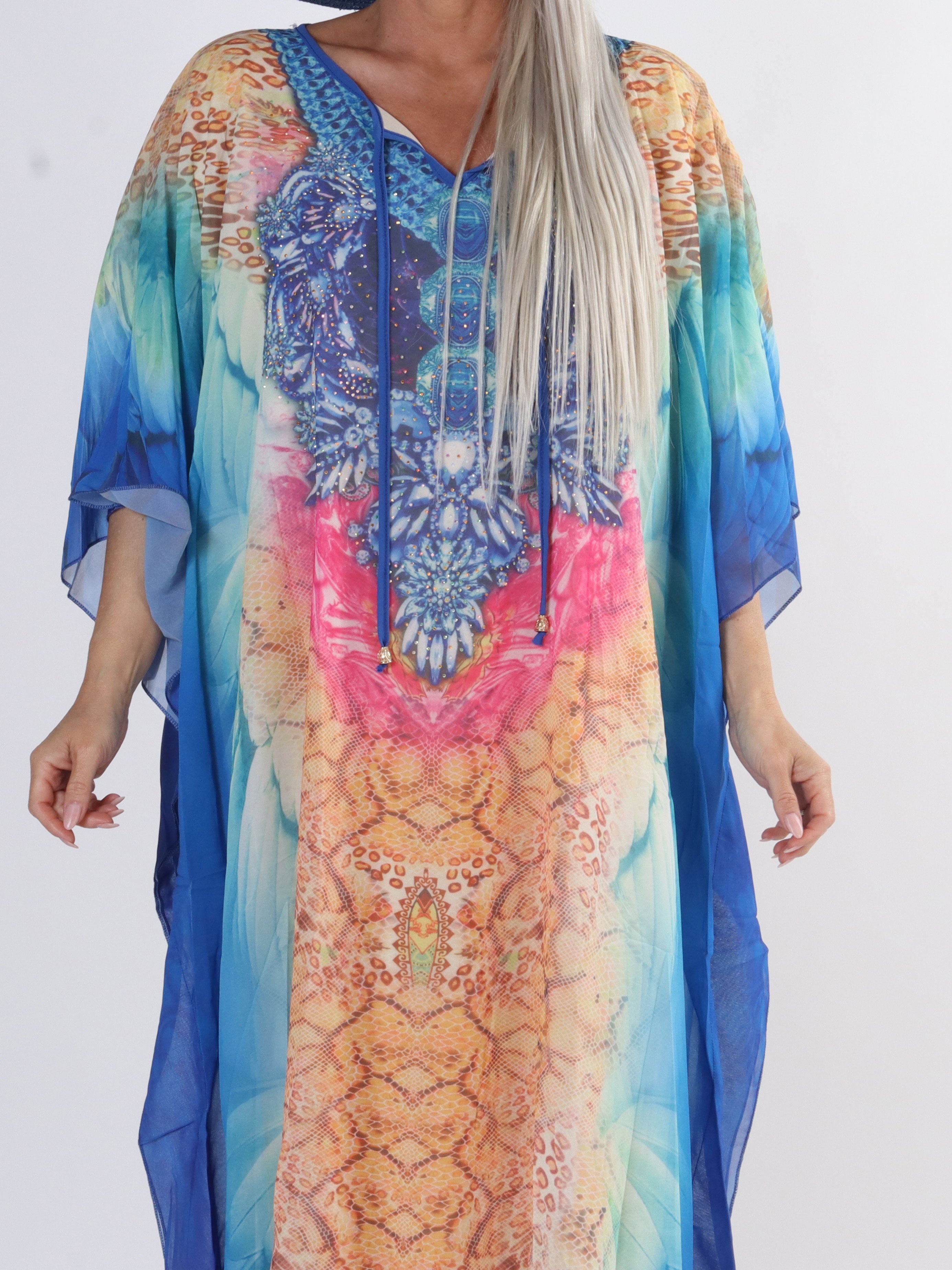 Sasha Snake - Lång plus size tunika med ormmönster och strass