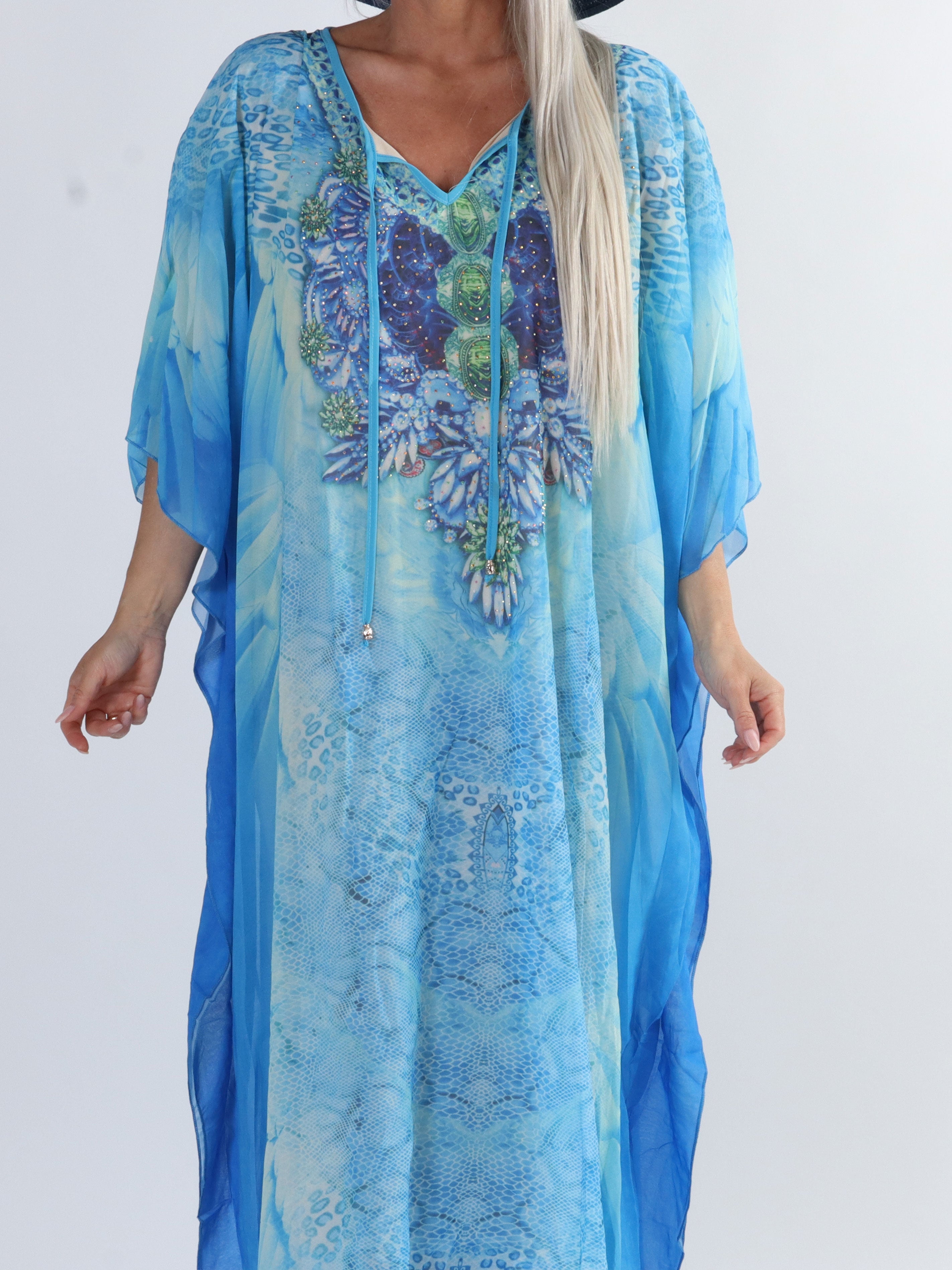 Sasha Snake - Lång plus size tunika med ormmönster och strass