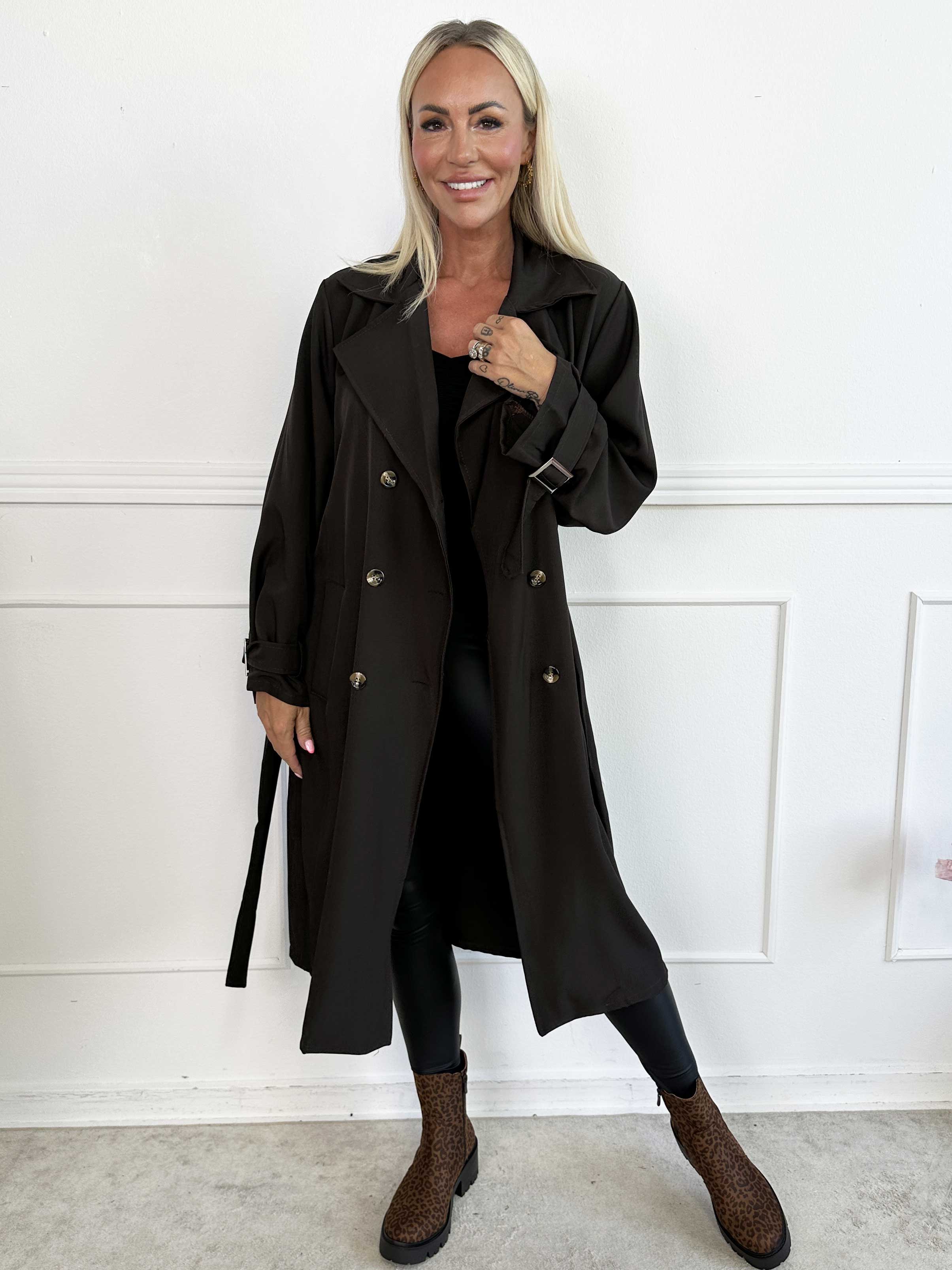 Sharpay - Lätt trenchcoat med knytskärp