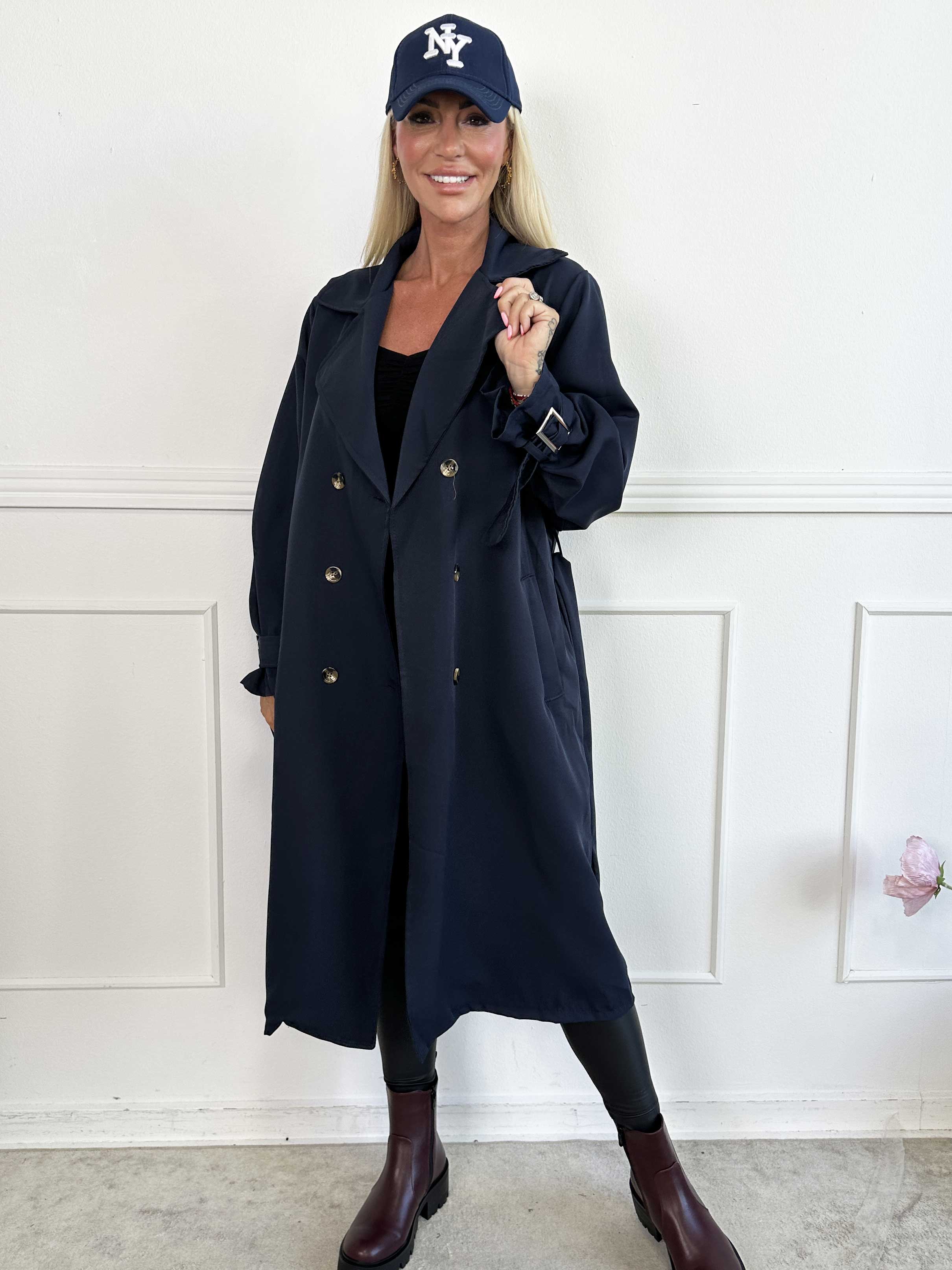 Sharpay - Lätt trenchcoat med knytskärp