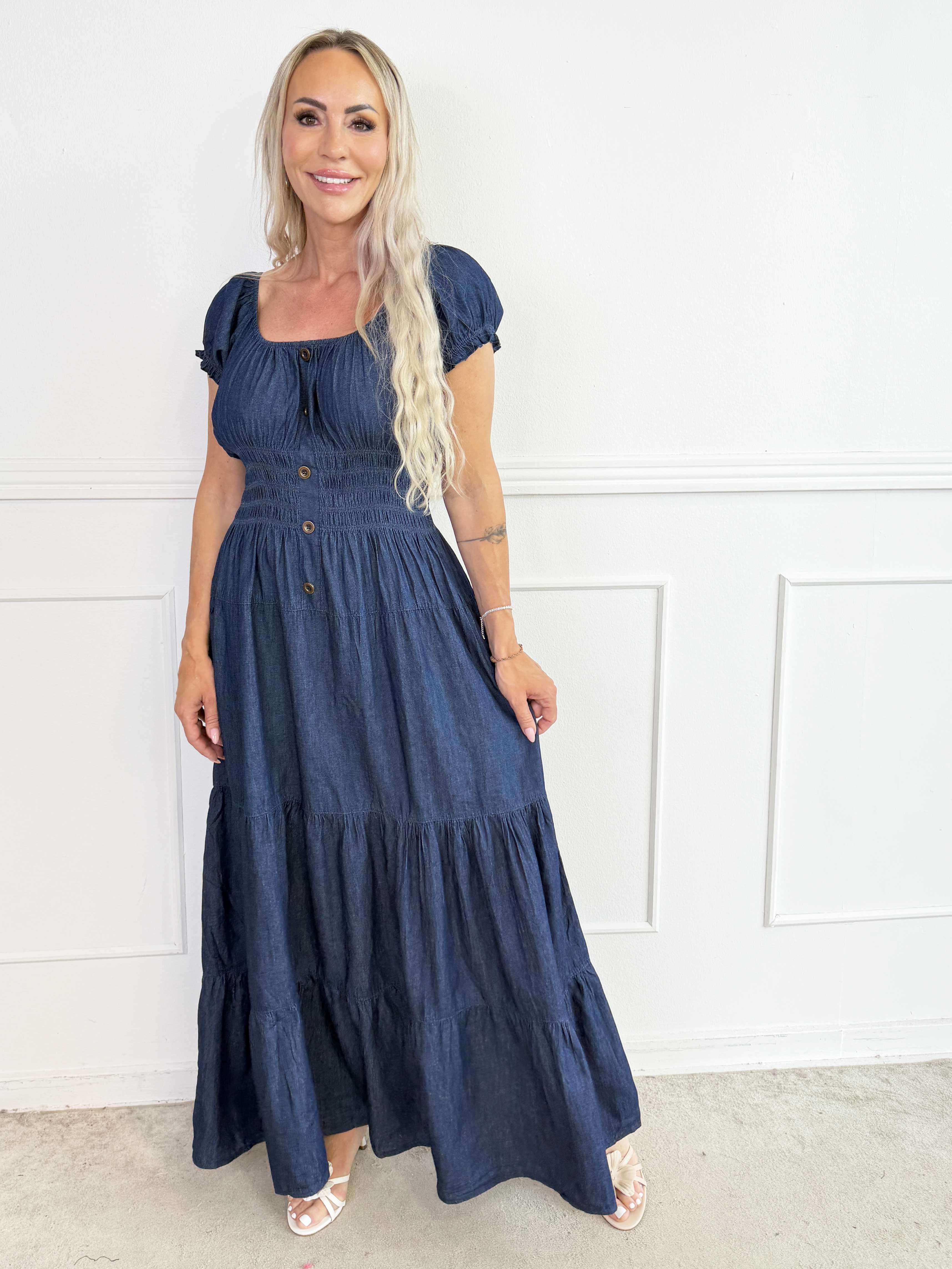 Siena - Feminin sommerkjole i let bomuldsdenim med smukke pufærmer