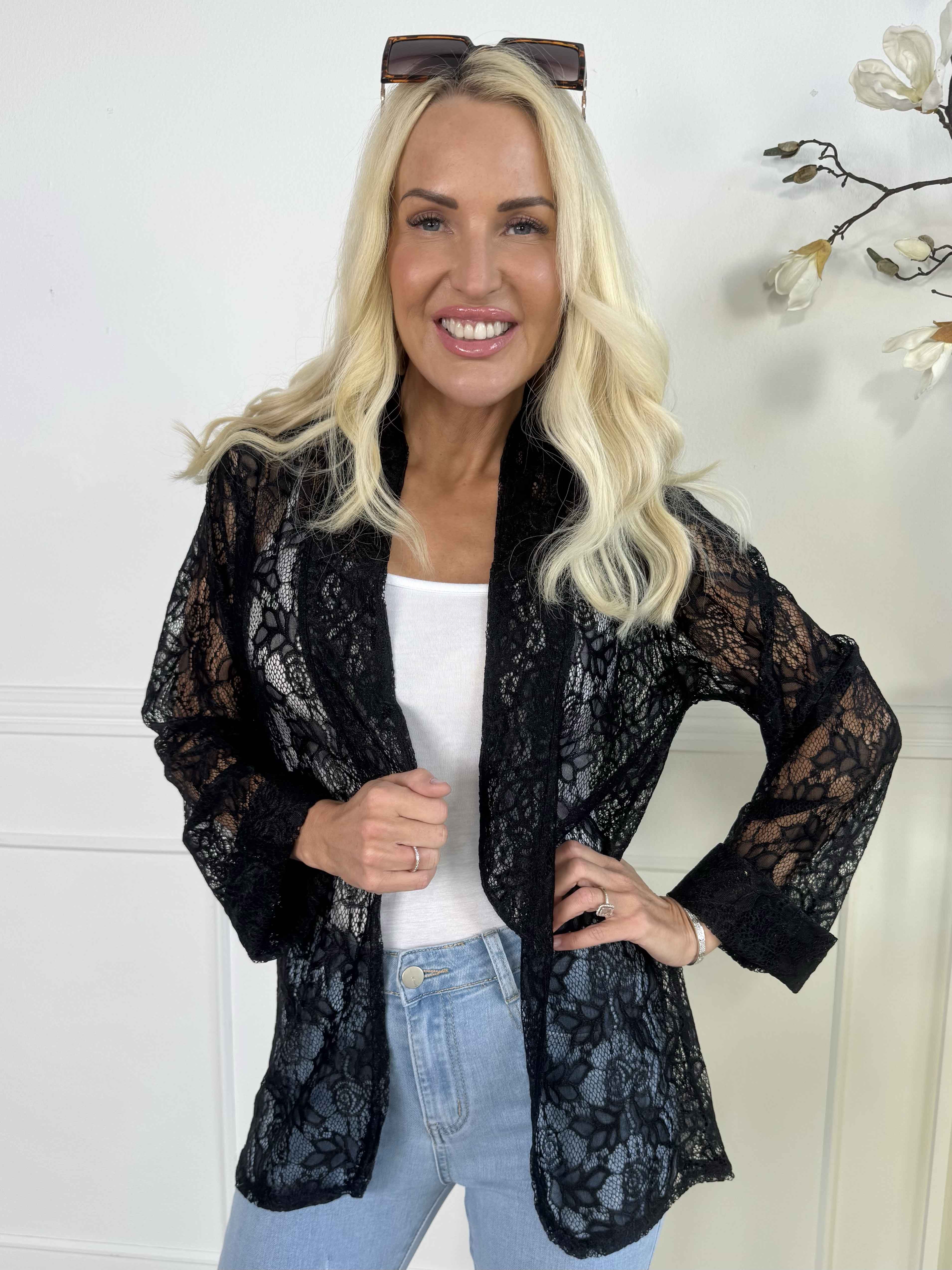 Sigga - Fin kofta i spets