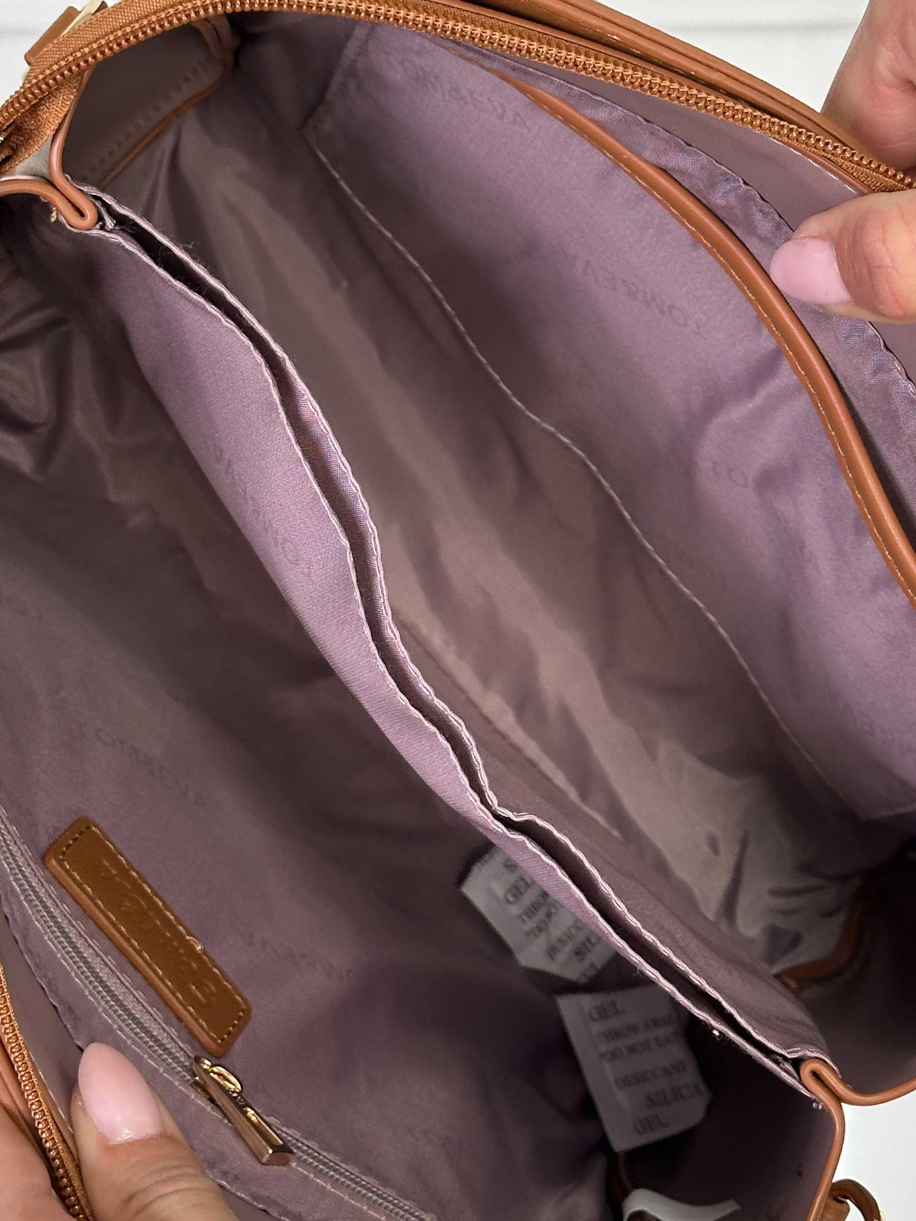 Sigun - Axelväska med medföljande rem till crossbody