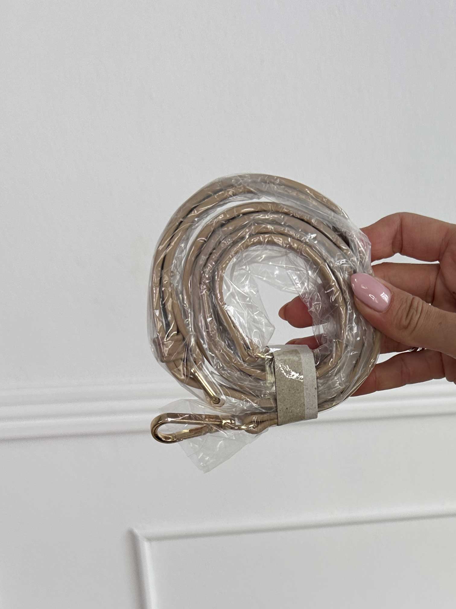 Sigun - Axelväska med medföljande rem till crossbody