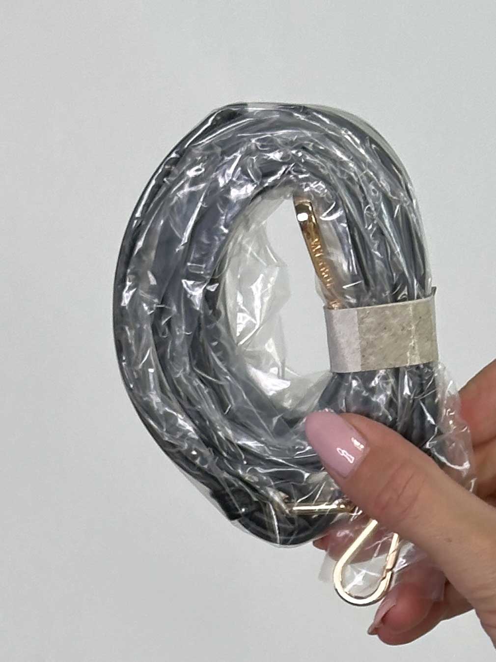 Sigun - Axelväska med medföljande rem till crossbody