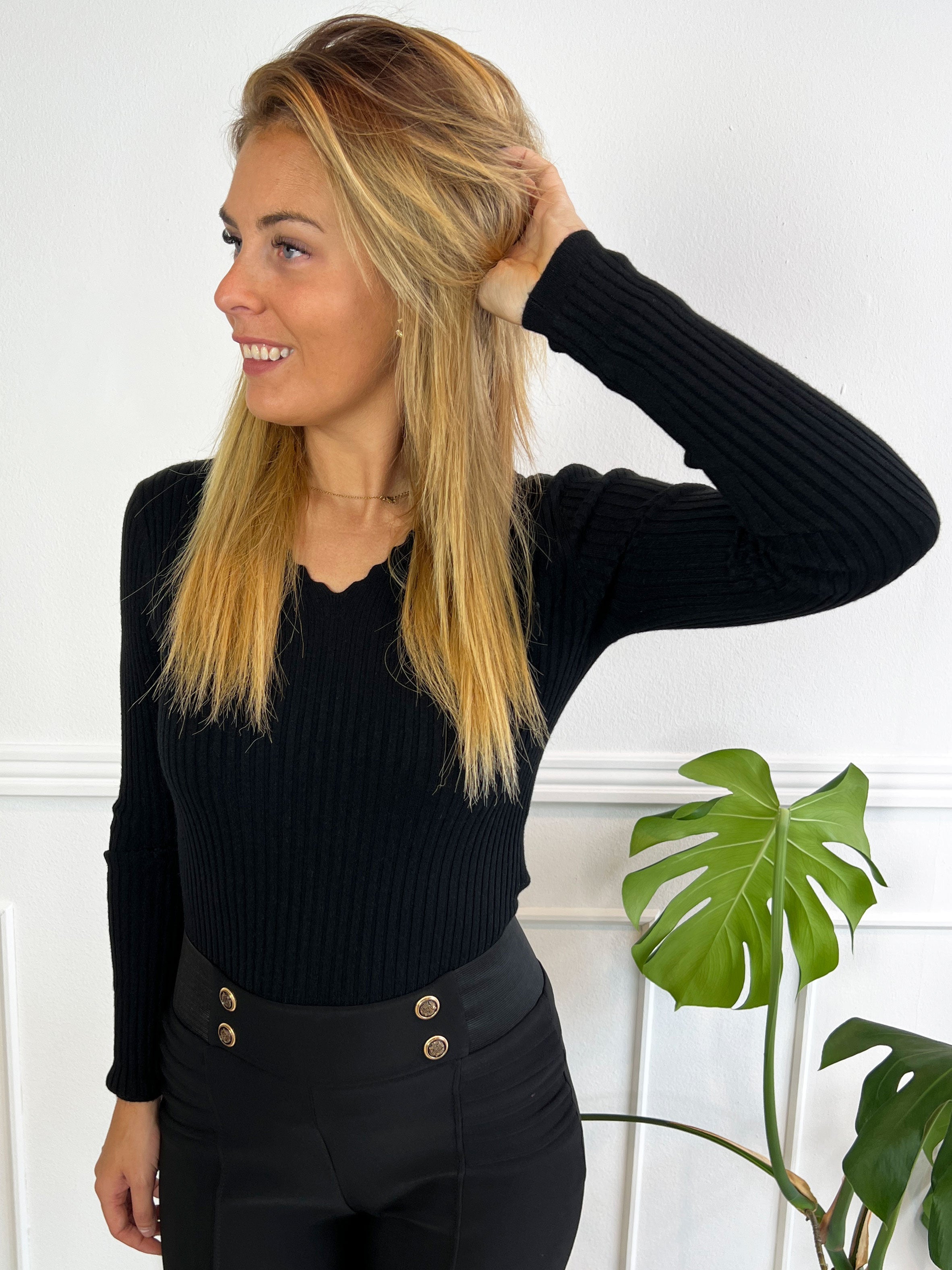 Simona - Mjuk ribbad tröja