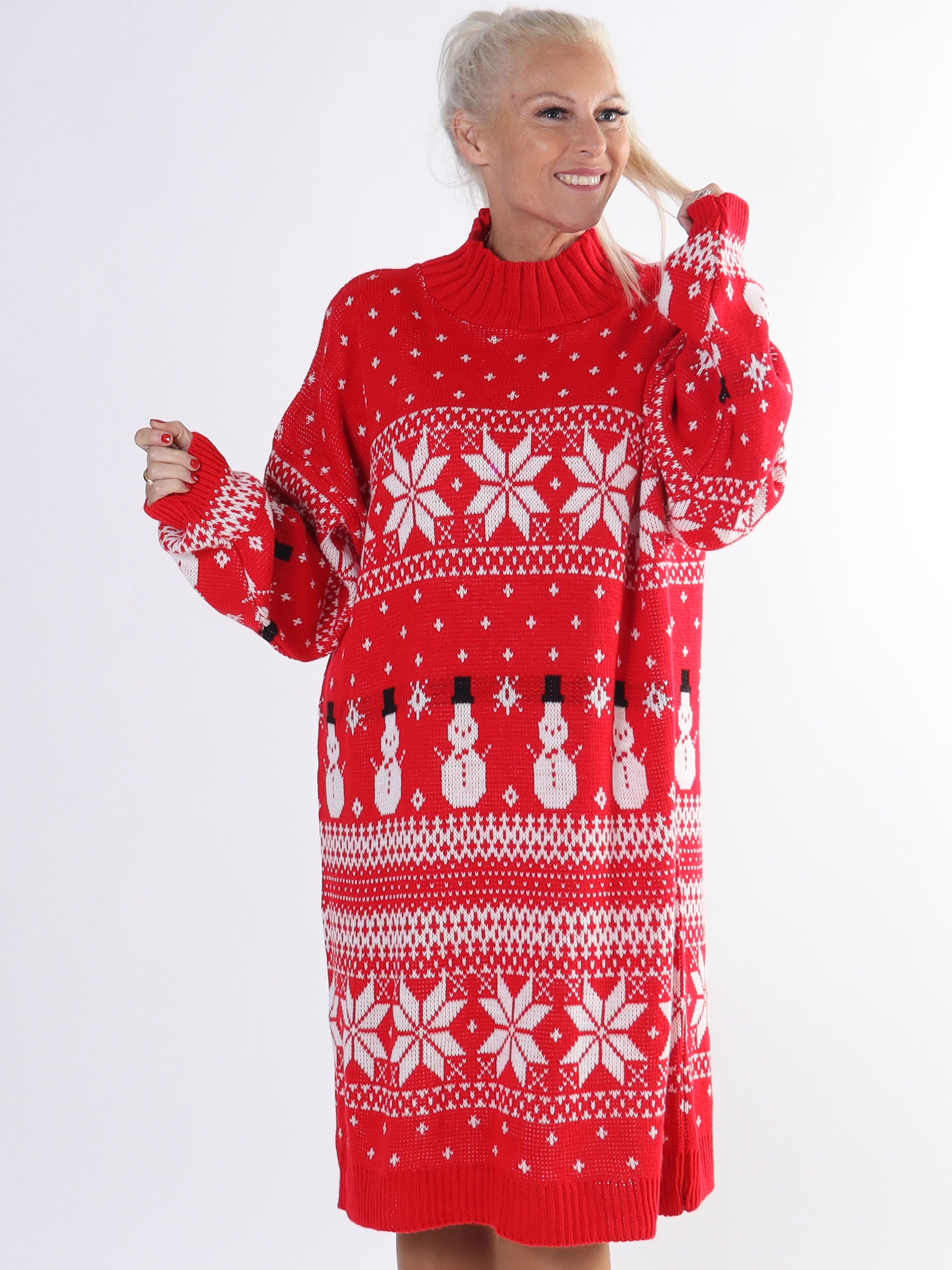 Snowman - Stickad julklänning i plus size med snögubbar och snöflingor