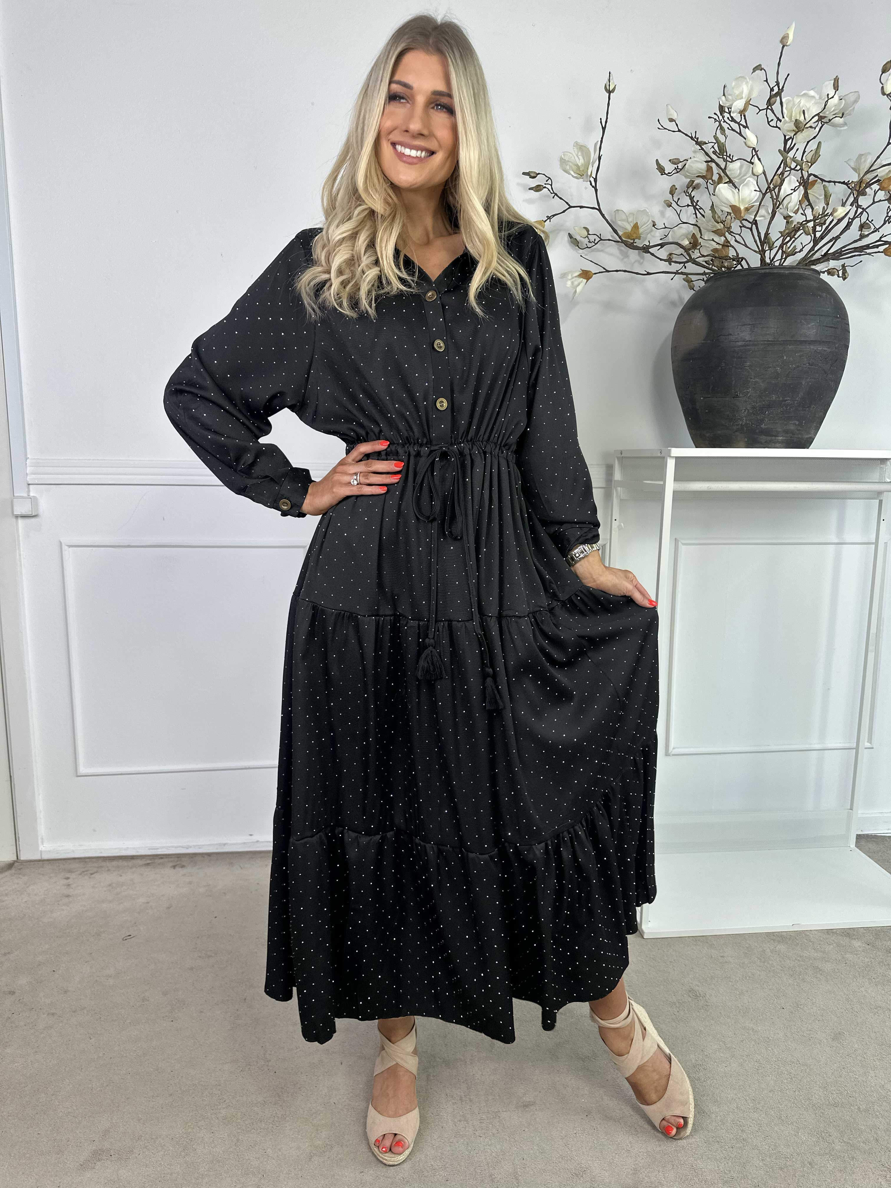 Starlight - Långklänning med lager-på-lager-look utsmyckad med lister