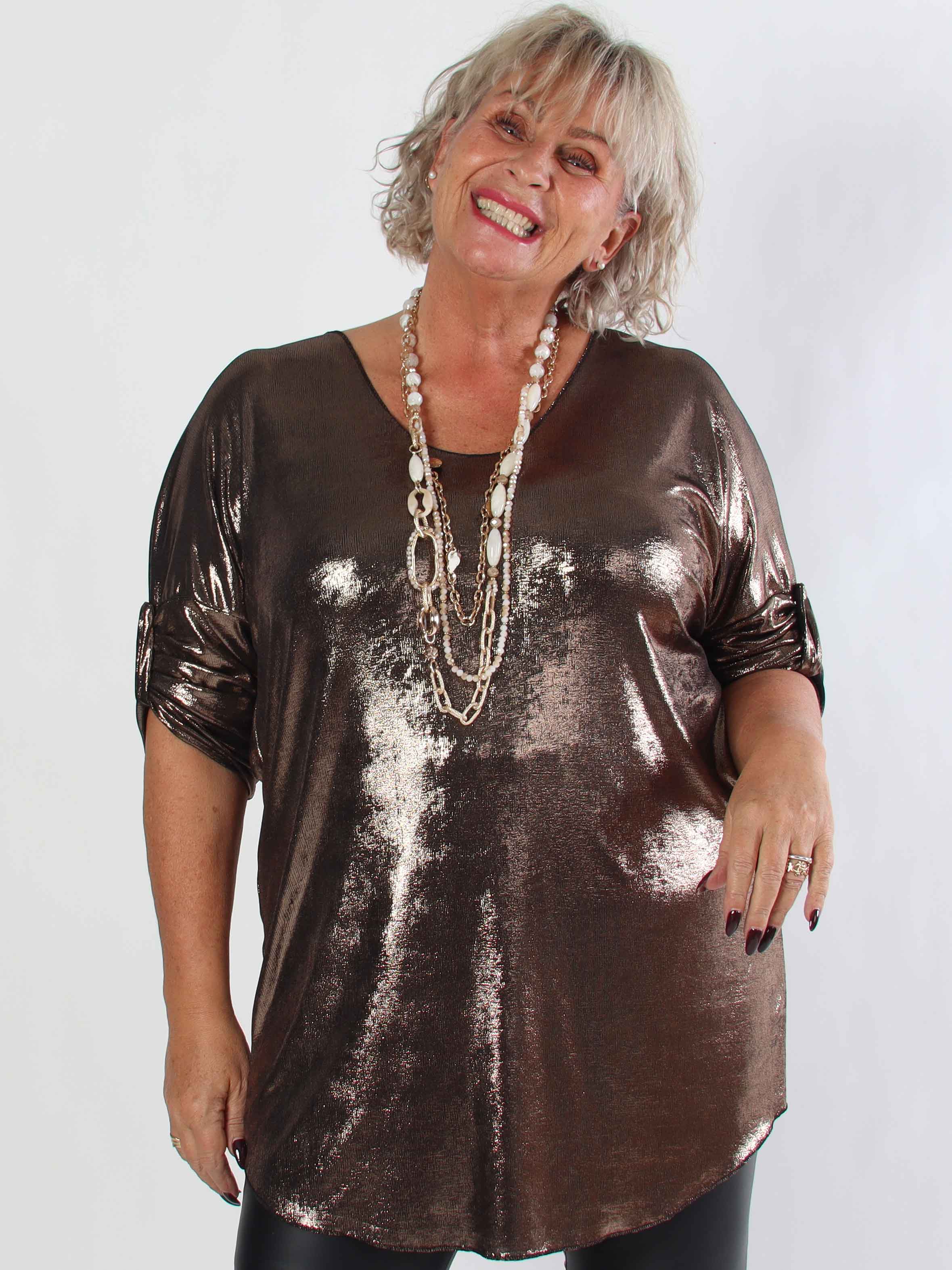 Subira - Glansig plus size tunika med v-ringning