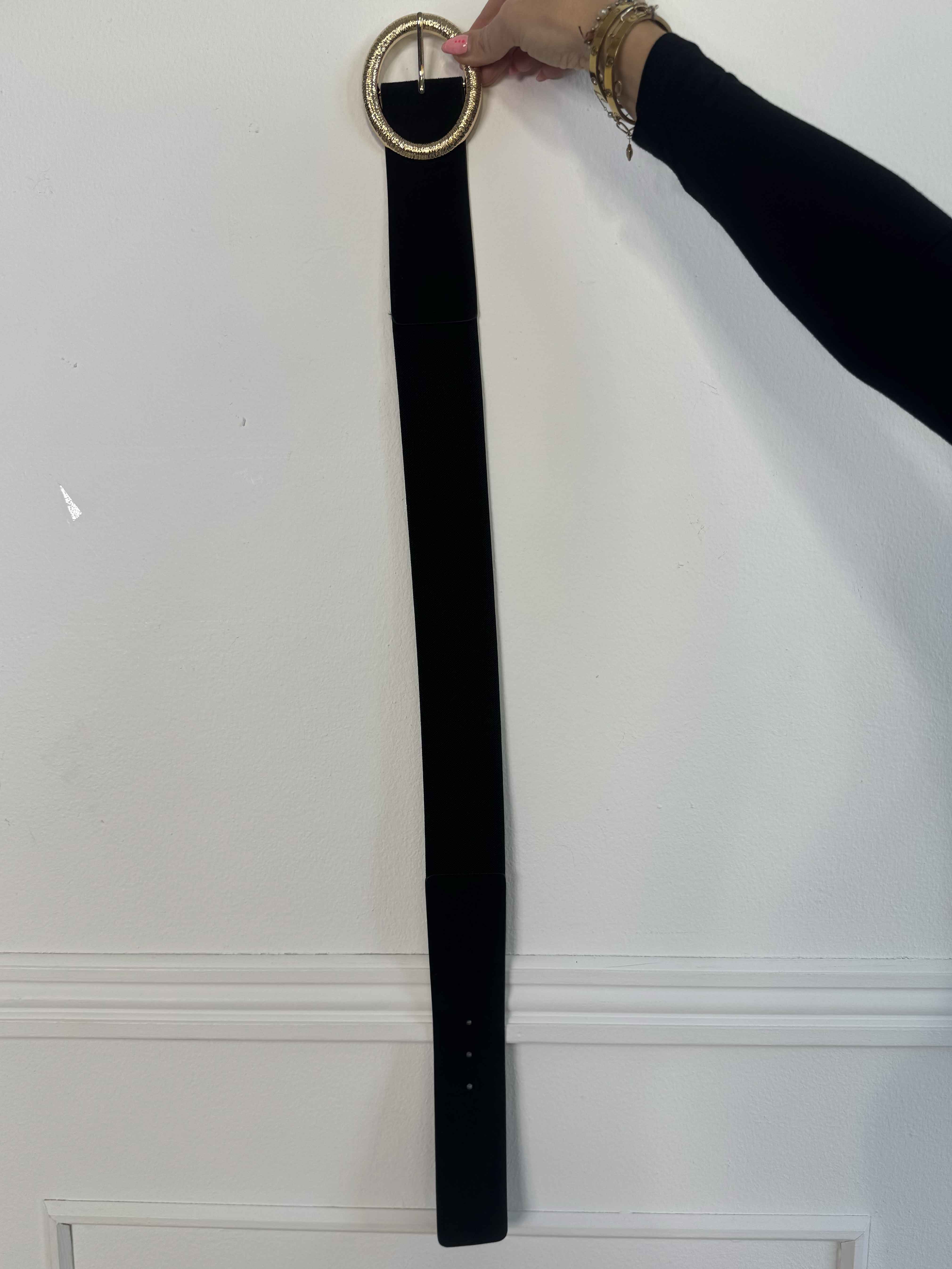 Sybille - Taljebælte i ruskindslook med stort guld spænde