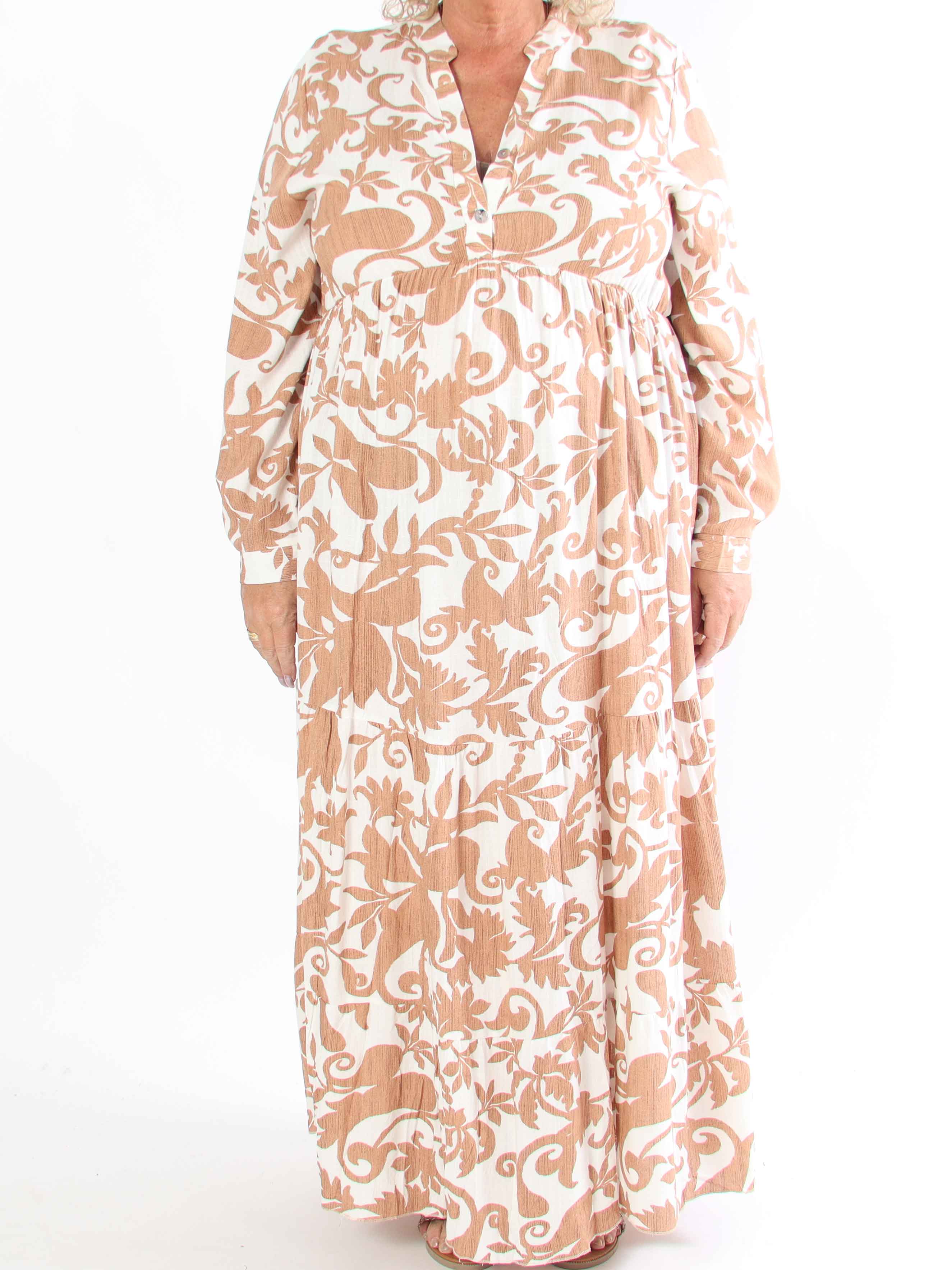 Tasha - Sommarklänning i viskos i stor storlek med blommigt tryck