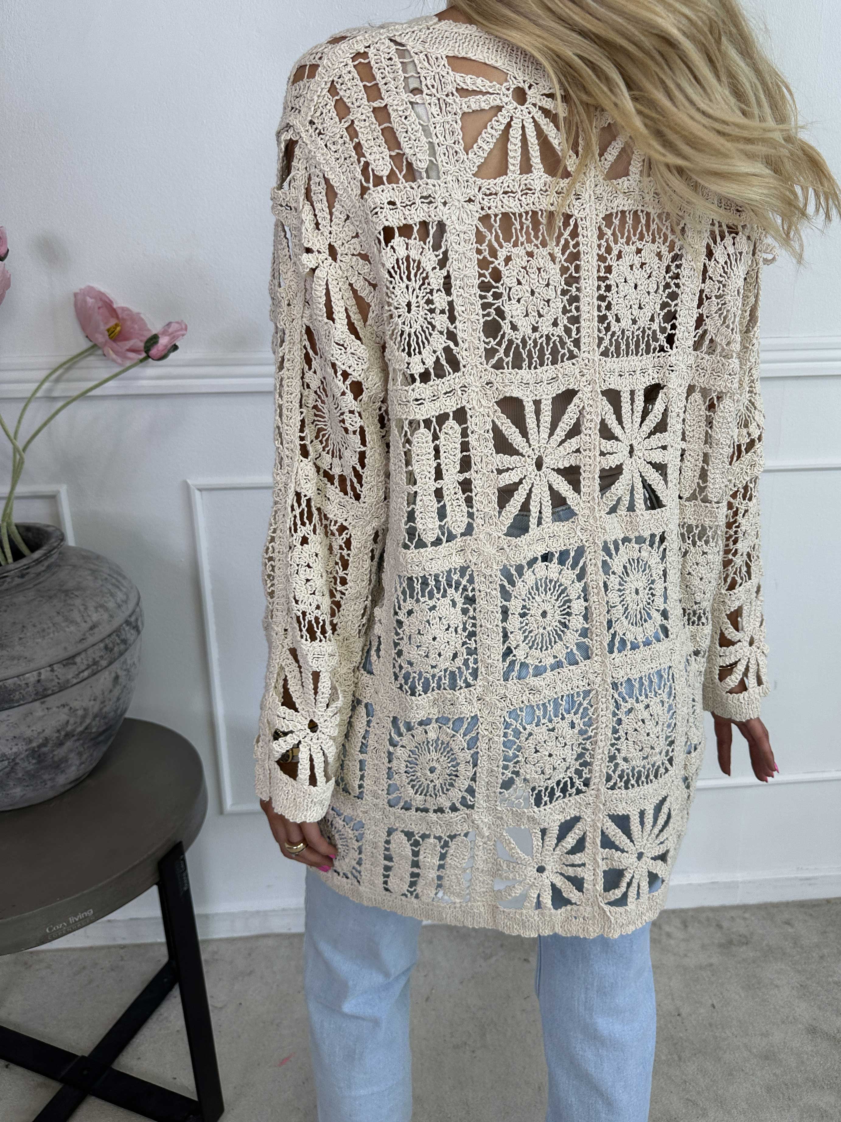 Temari - Virkad kofta i bomull med knappar