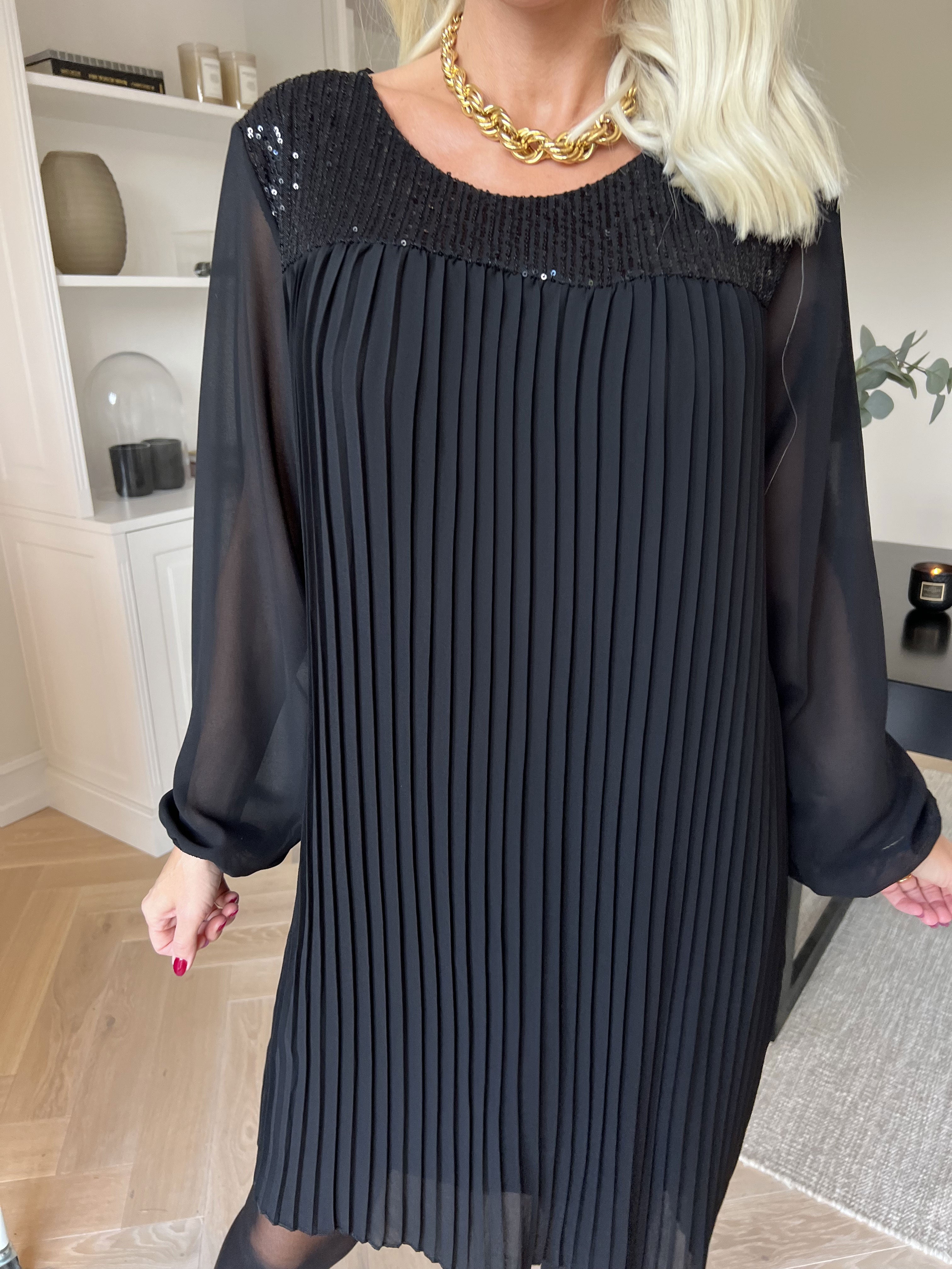 Ulrica - Söt plisserad tunikaklänning med paljetter