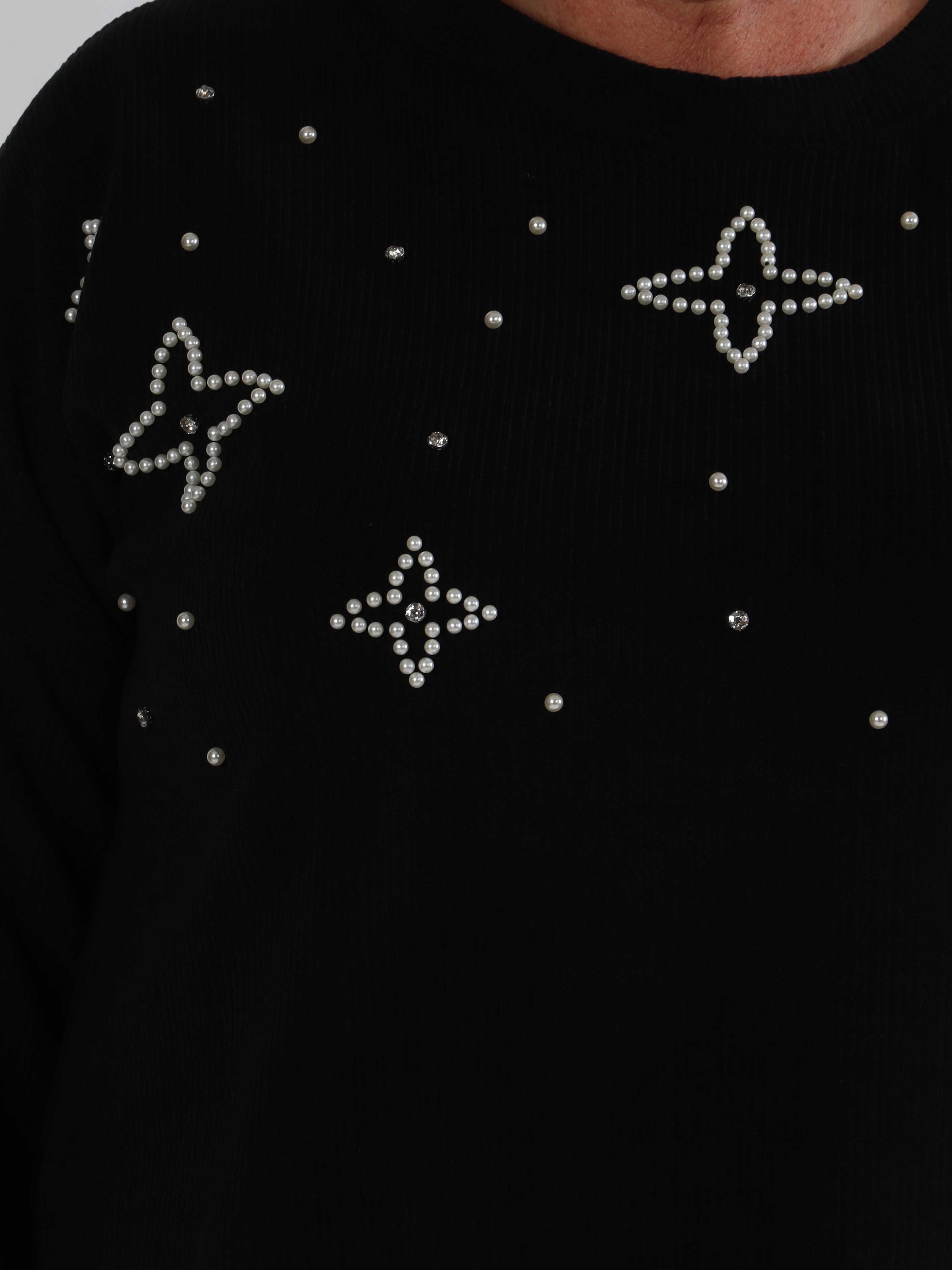 Uma - Fløjl plus size bluse med perler og similisten