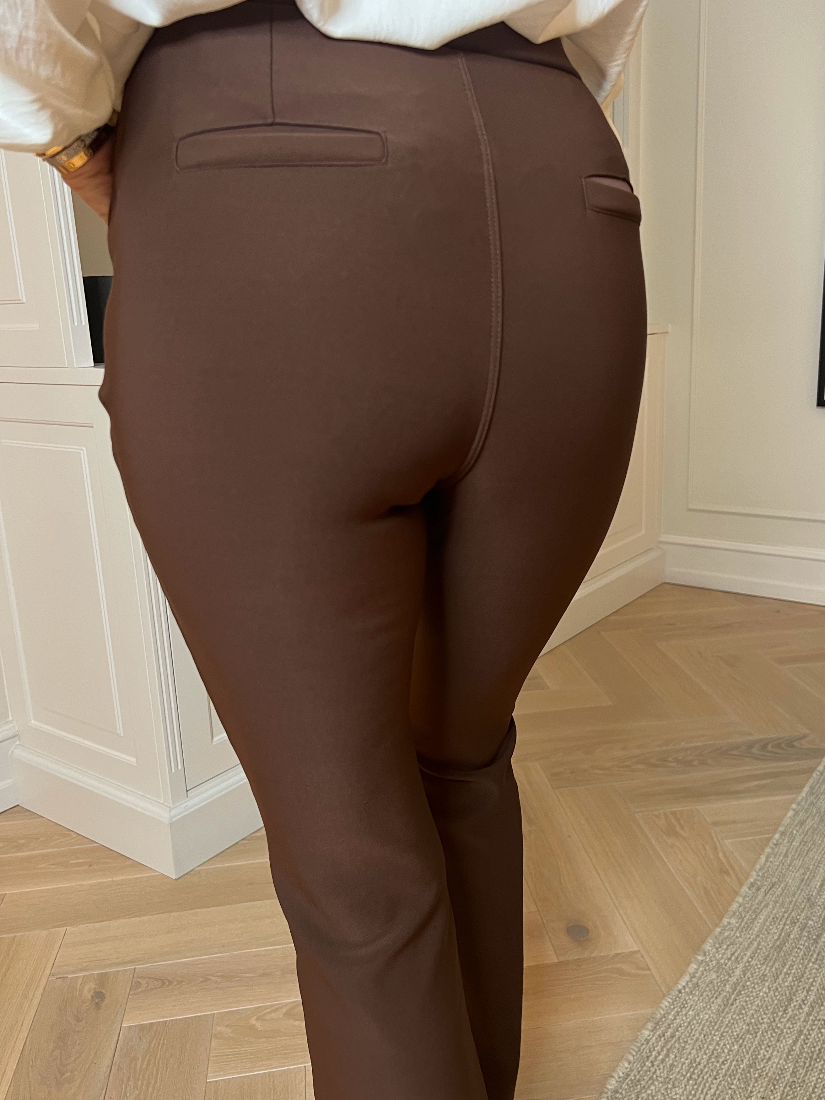 Unilla - Elastiske bløde bukser med svaj og guldspænde