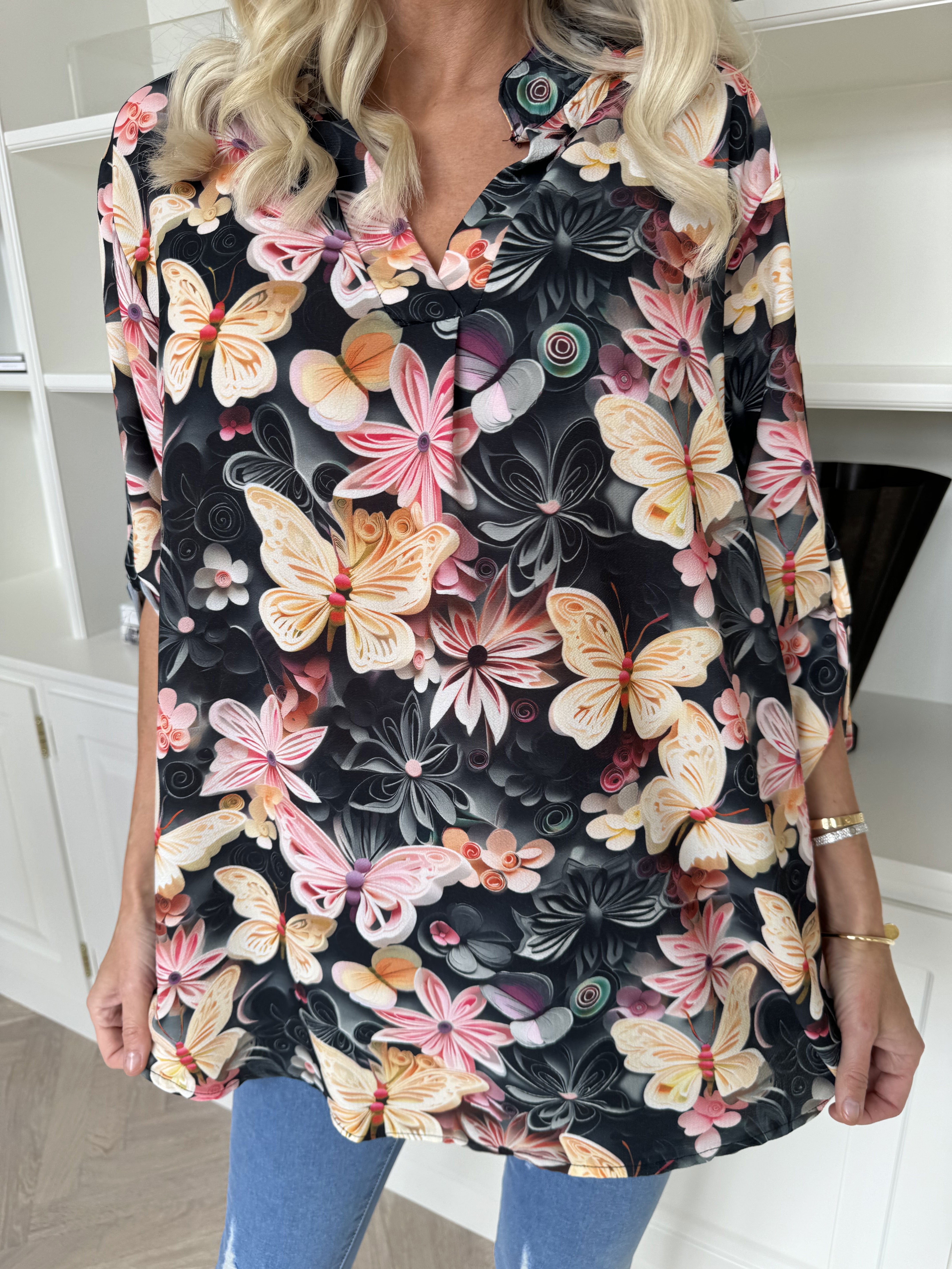 Vanesa Butterfly - Söt tunika i viskos med fjärilsmönster