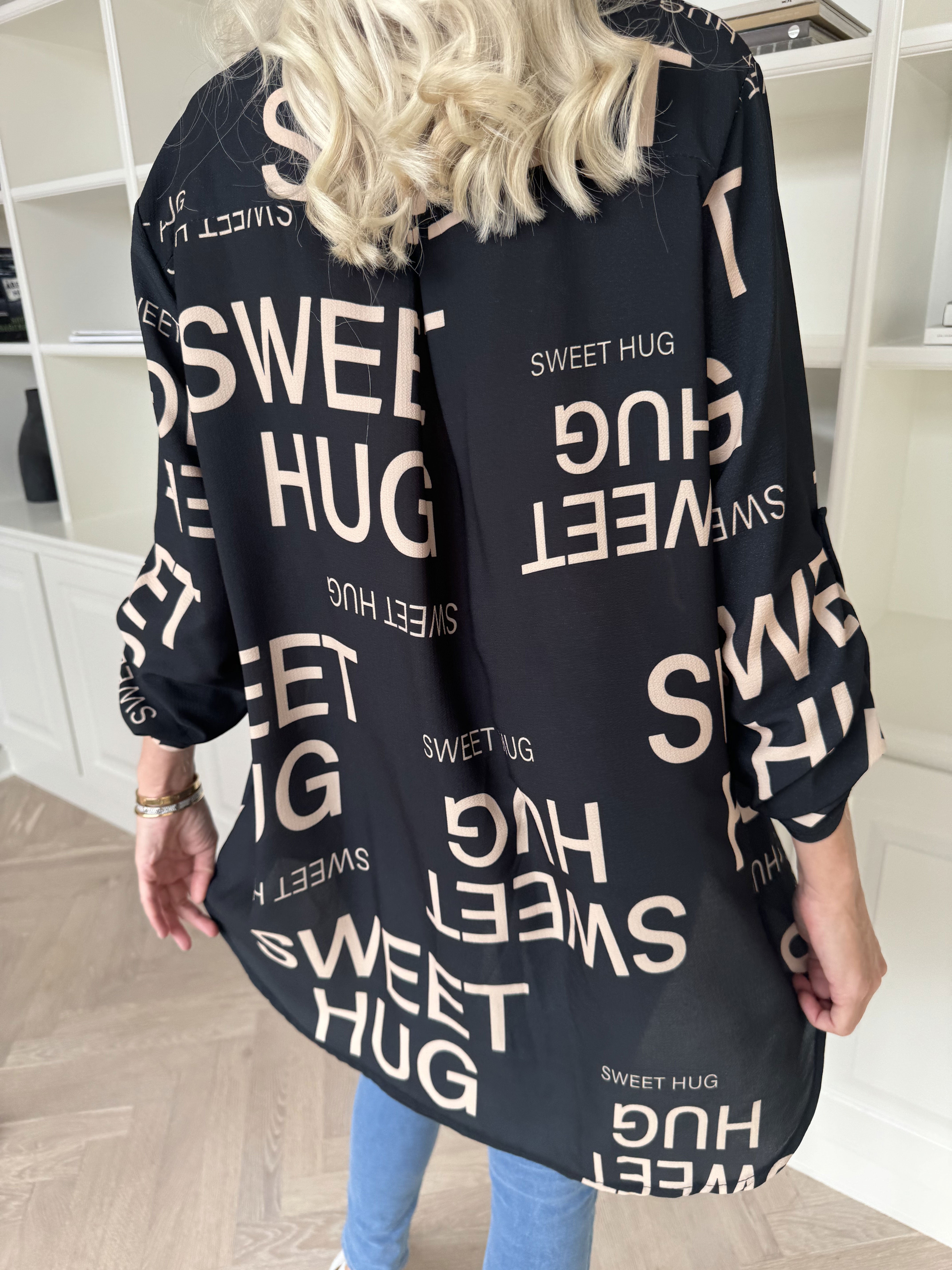 Vanesa Graphic - Söt tunika i viskos med text