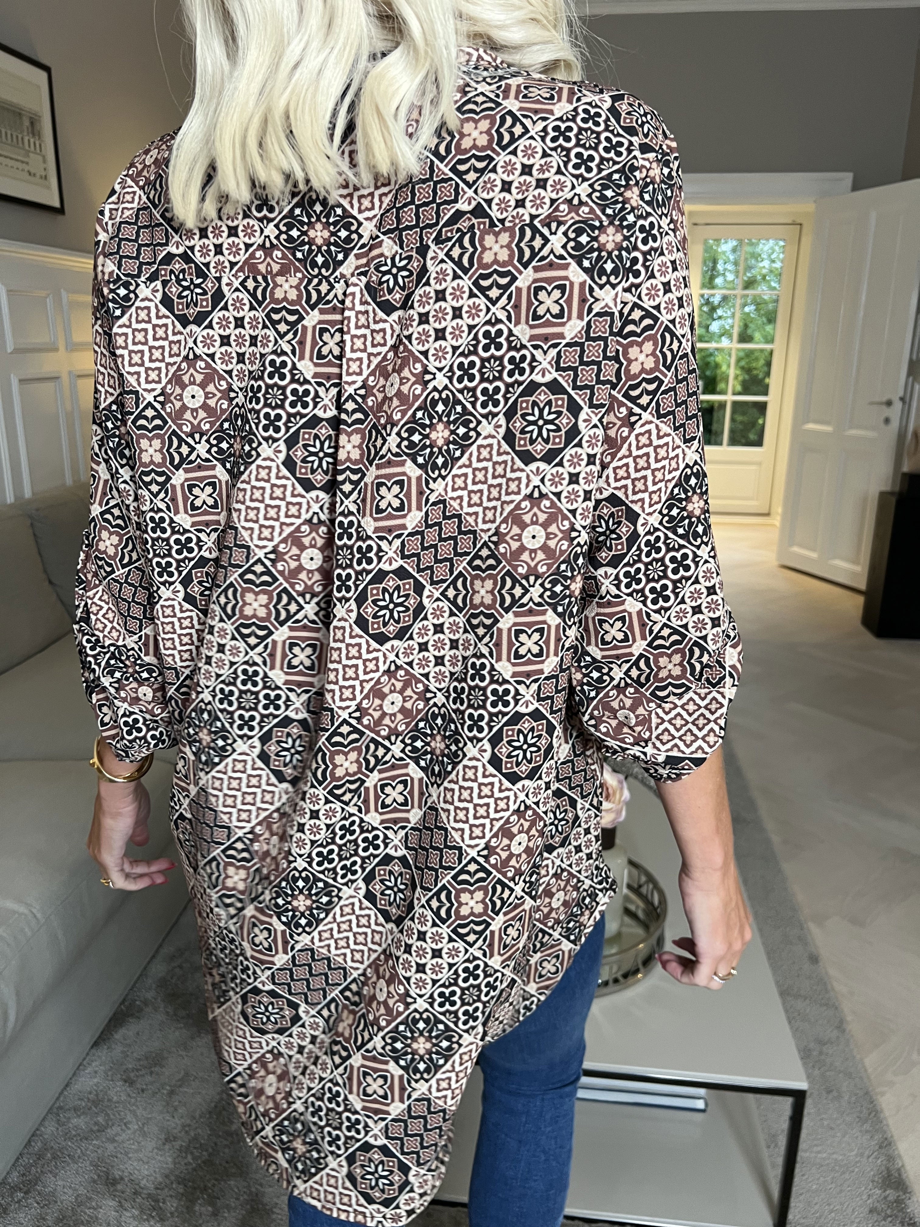 Vanesa Mosaic - Skjorta med mosaikmönster