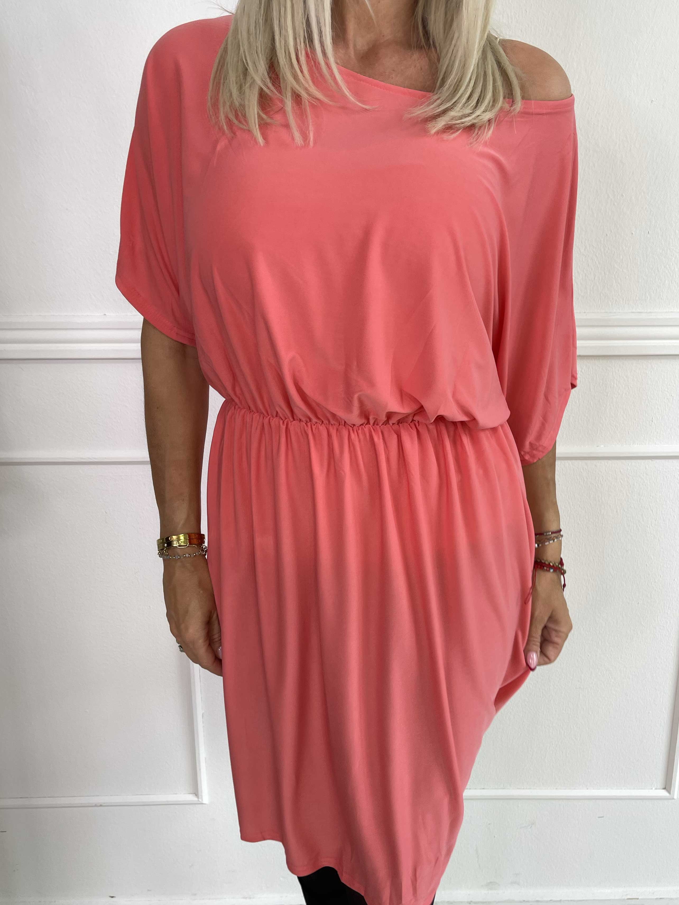 Venus Plain - Elastisk enfärgad klänning med resår i midjan