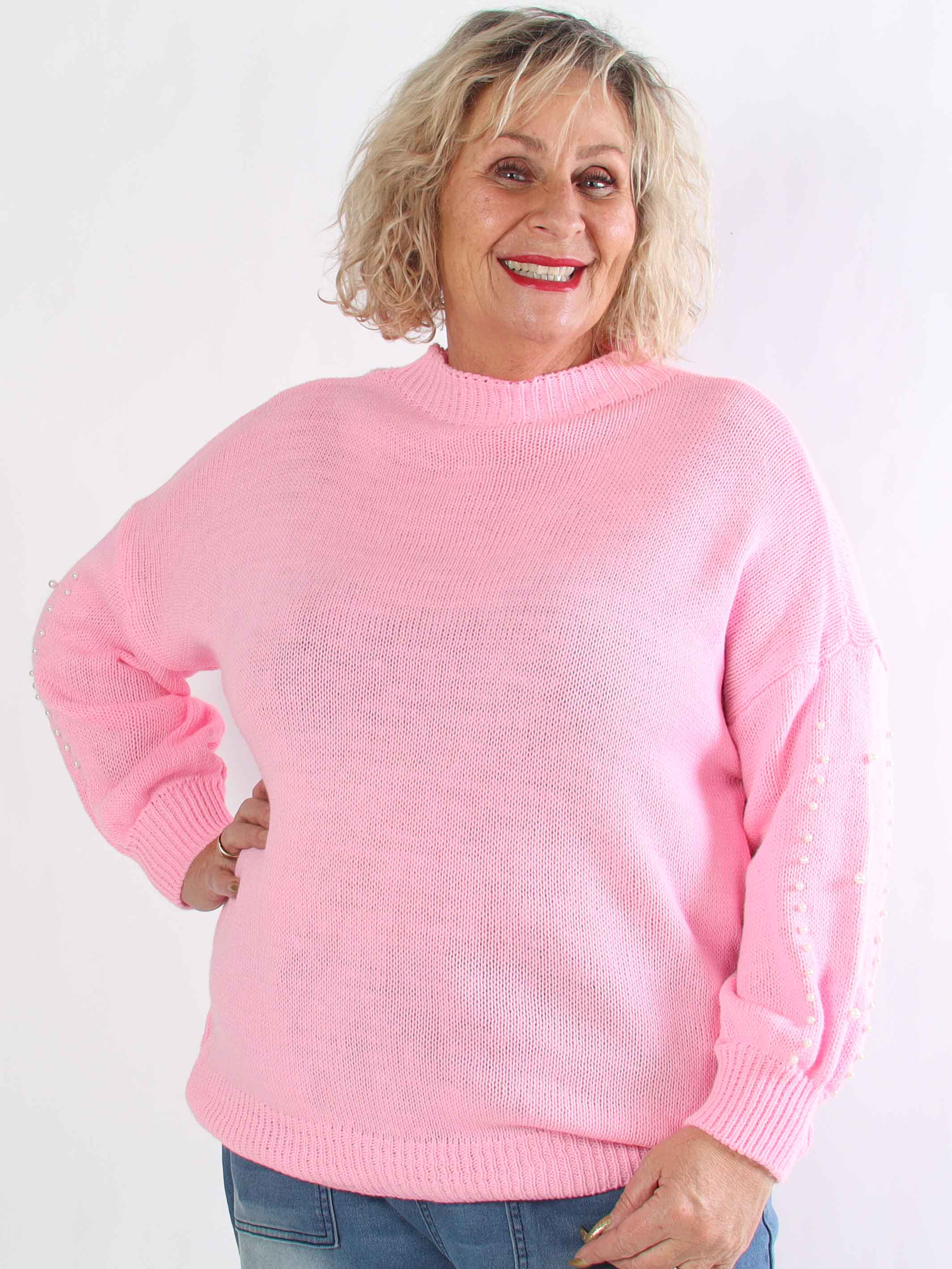 Viviane - Plus size strik detaljeret med hvide perler og ballonærmer