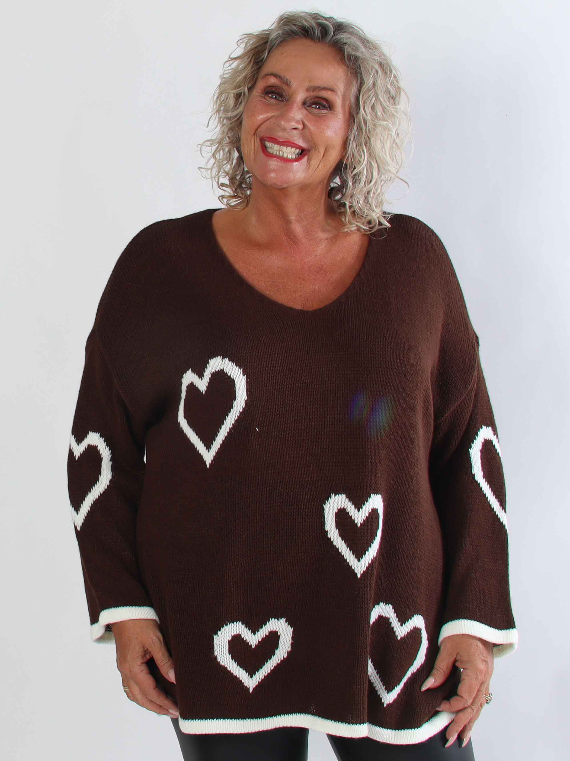 Vivianne - Sød plus size strikbluse med fine hjerter