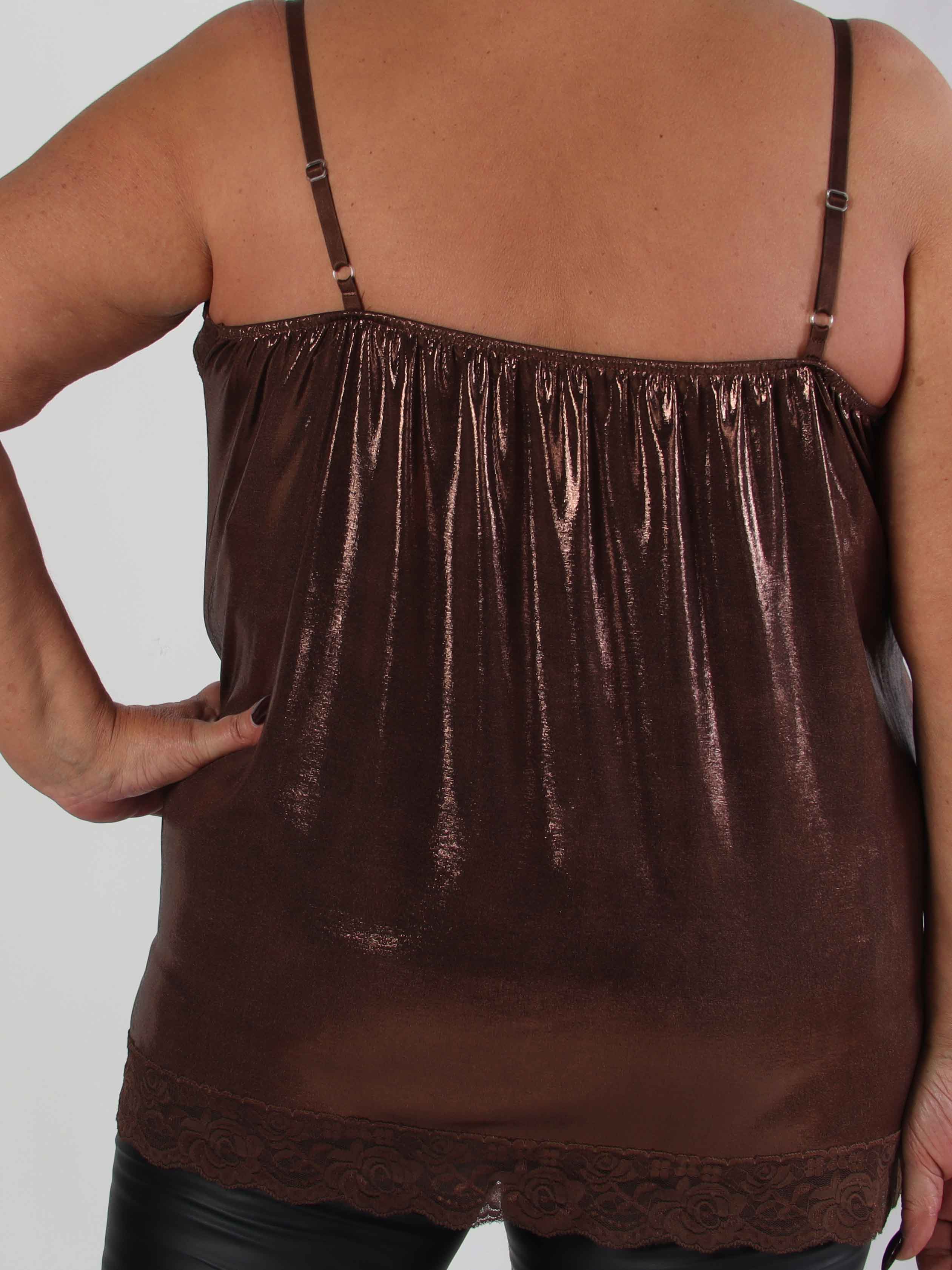 Vivil - Shiny elastisk top med blondekanter