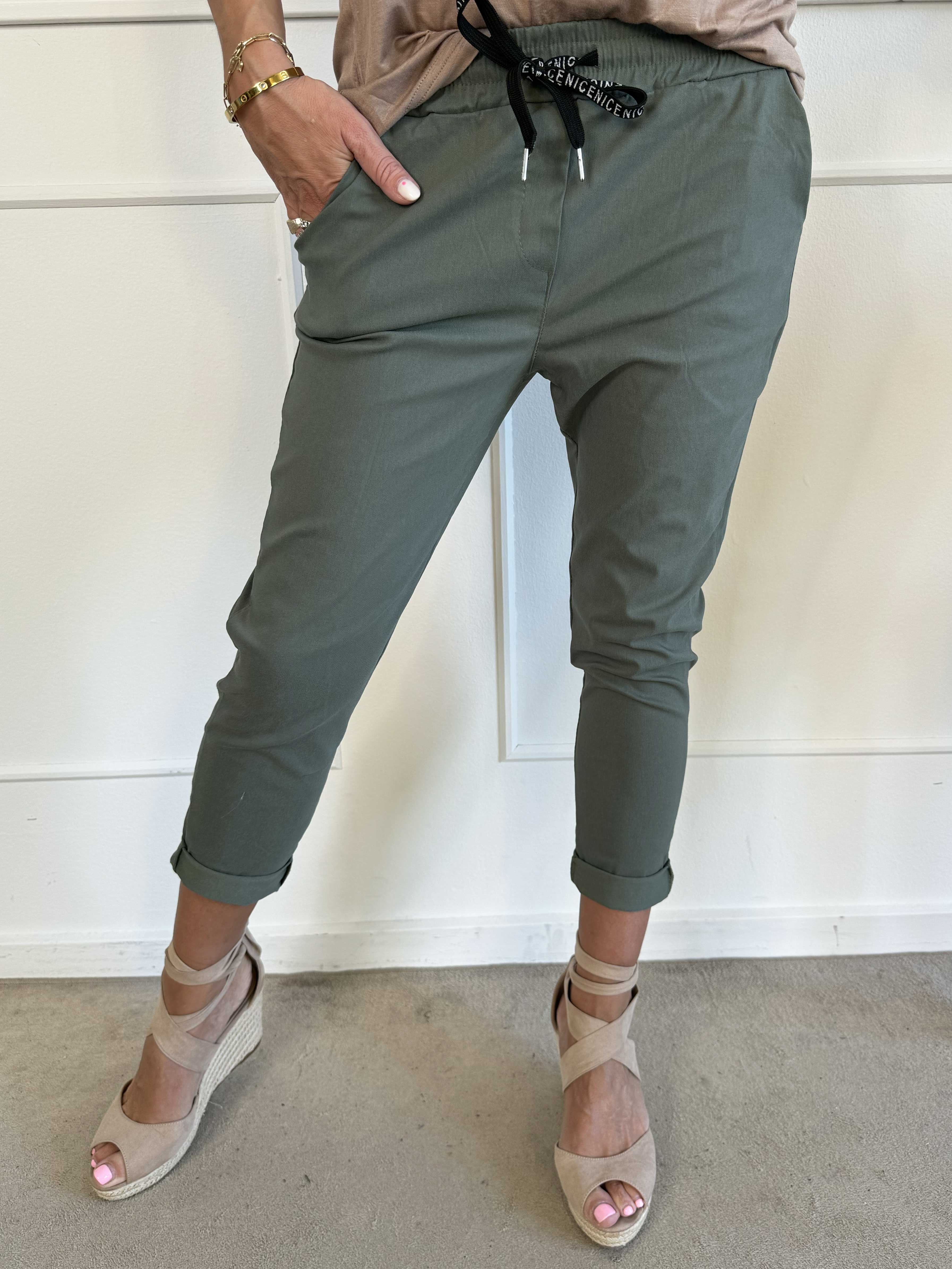 Antalya - Ankellånga byxor med resår i midjan