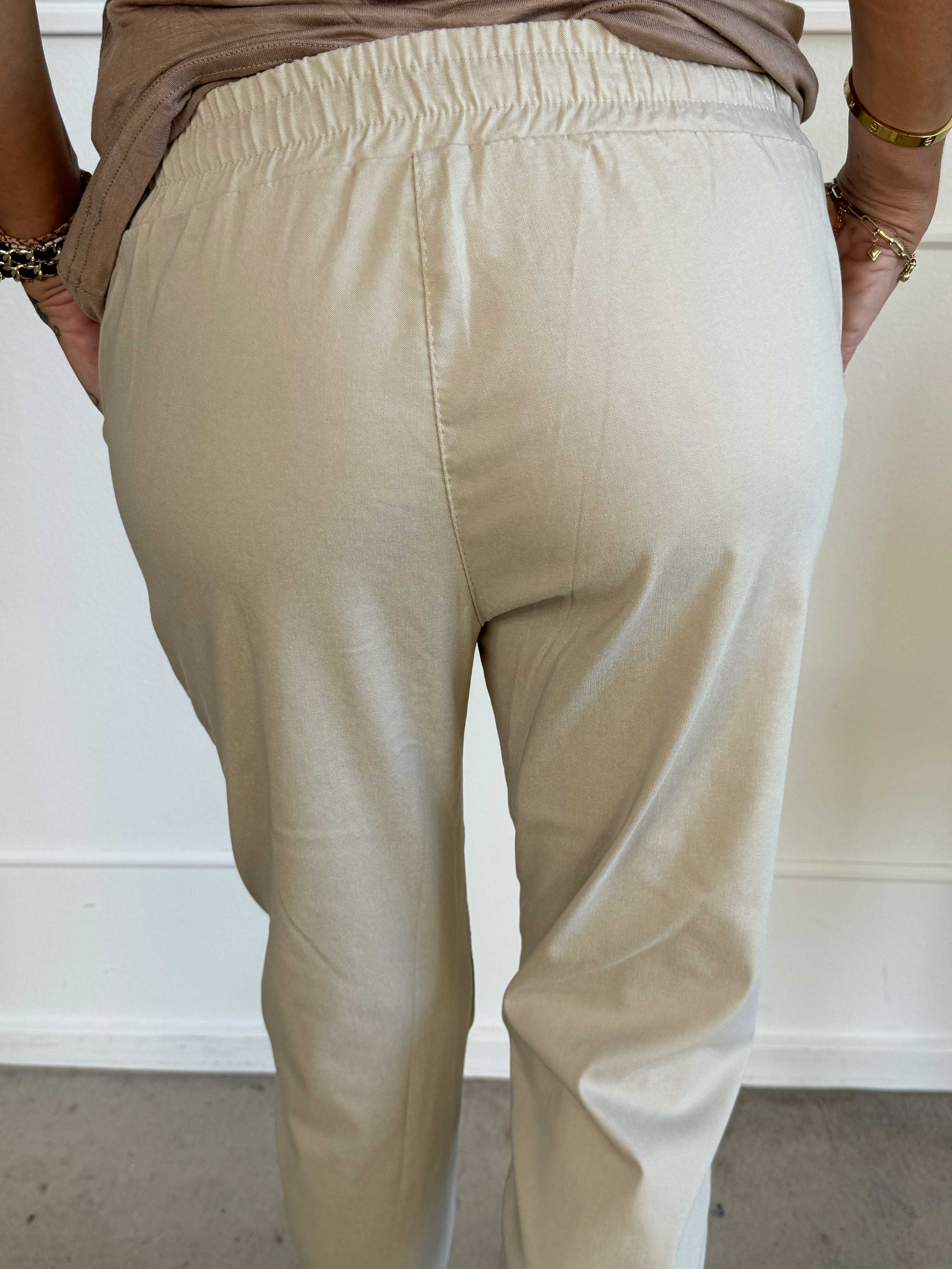 Antalya - Ankellånga byxor med resår i midjan