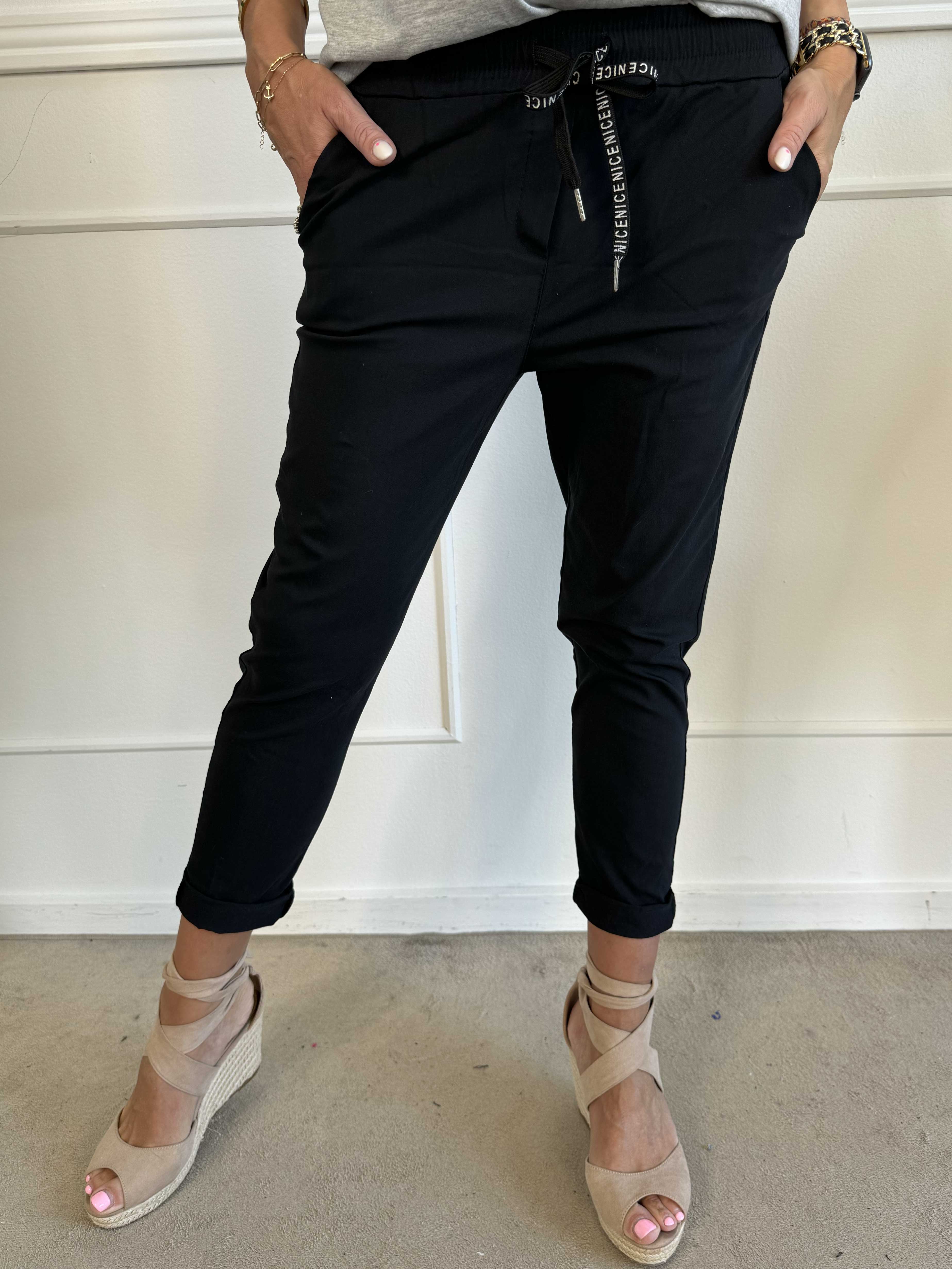 Antalya - Ankellånga byxor med resår i midjan