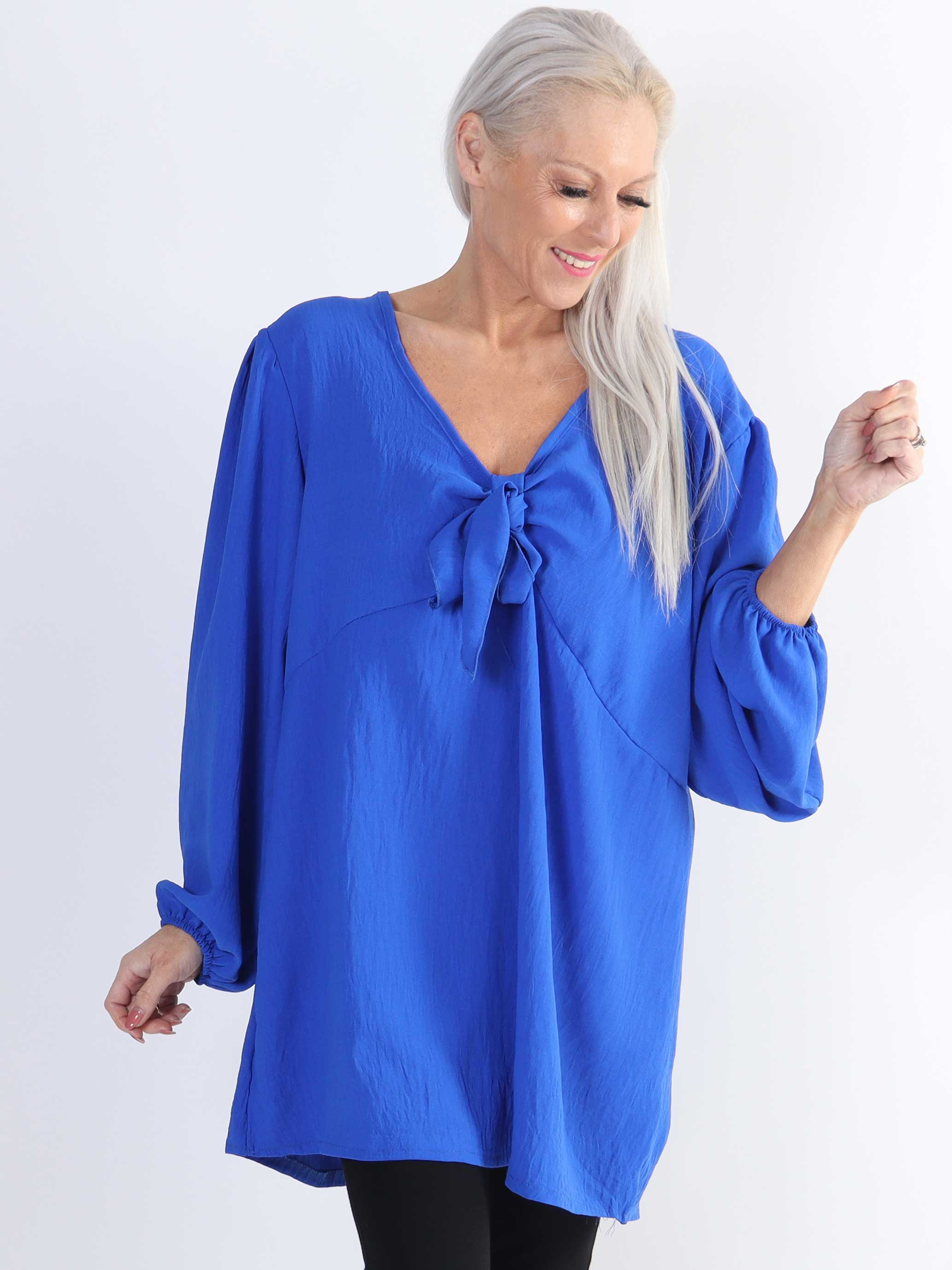 Cassandra - Söt tunika i stor storlek med rosett på bröstet - Pink