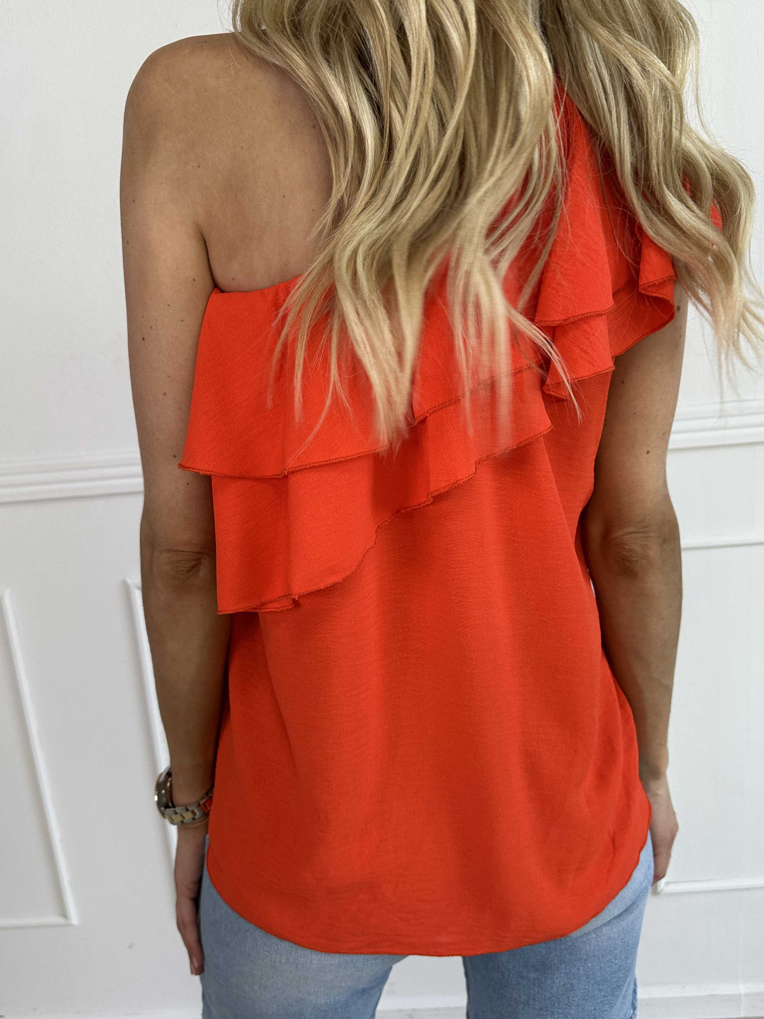 Catelyn Top - Söt one shoulder topp med volanger
