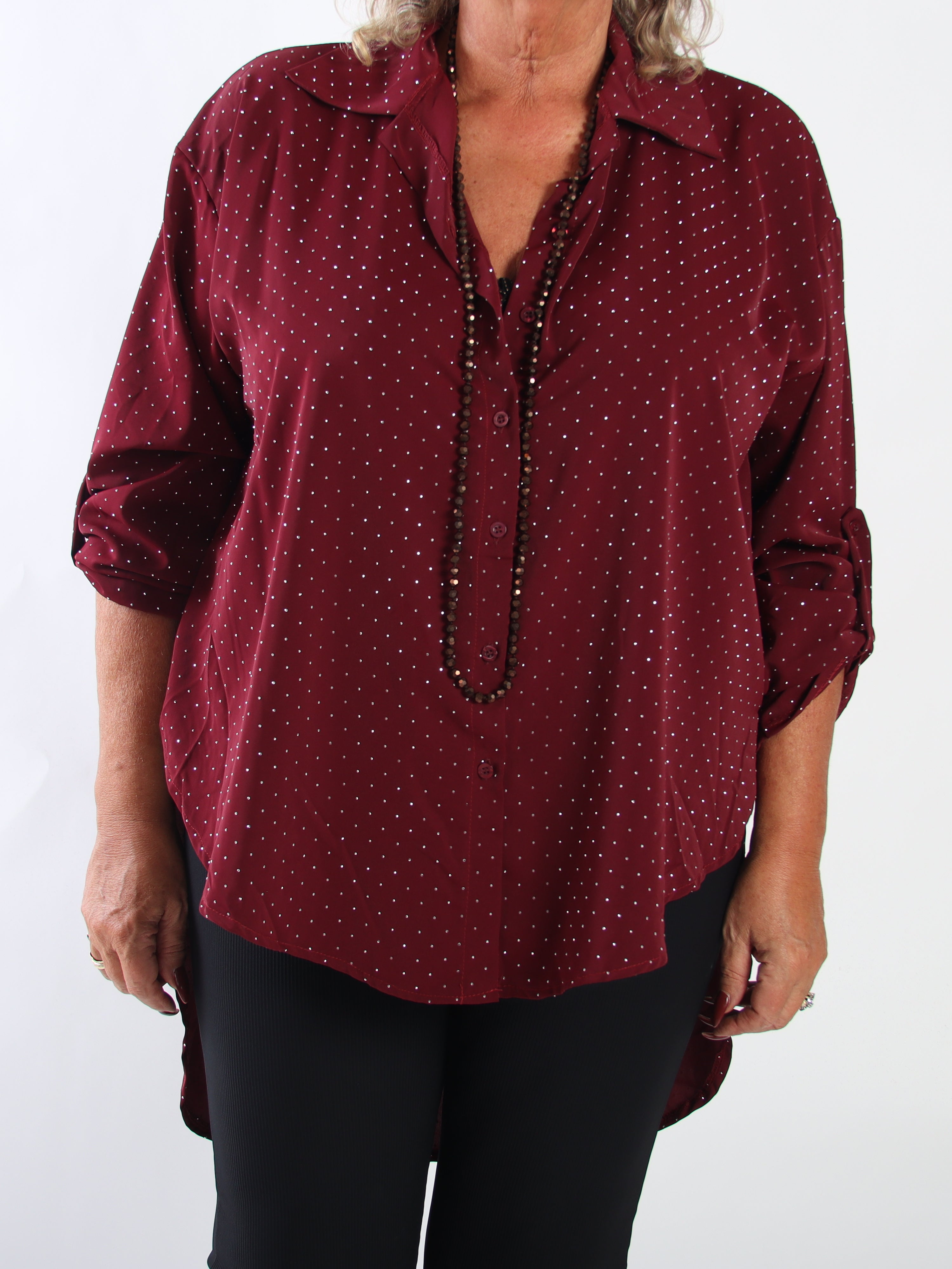 Celeste - Elegant skjorta i plus size i viskos med strass som ger en exklusiv touch