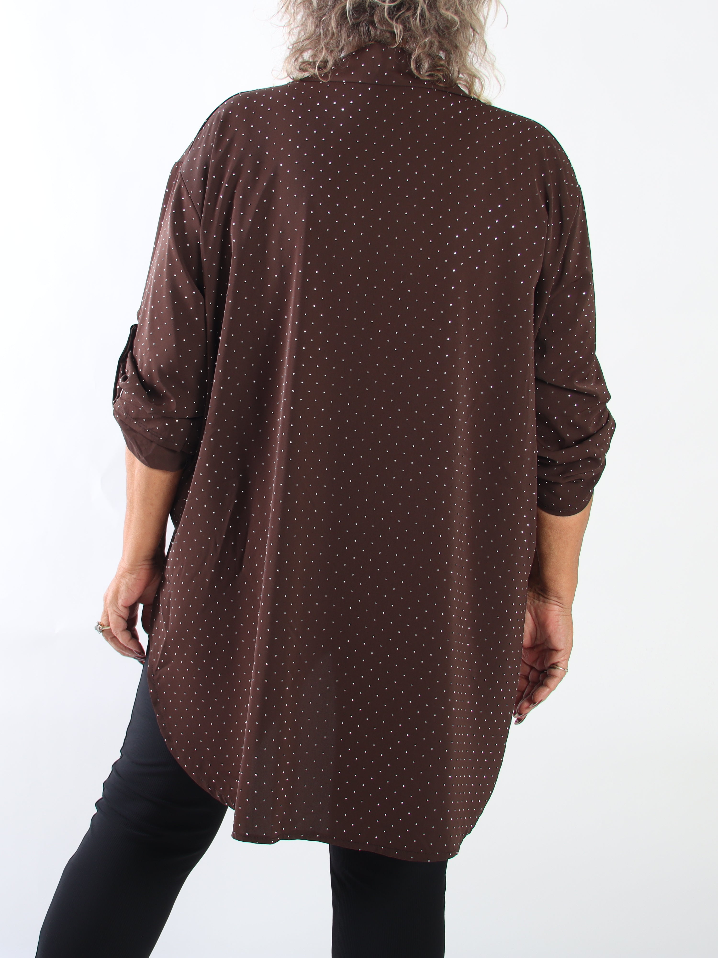 Celeste - Elegant skjorta i plus size i viskos med strass som ger en exklusiv touch