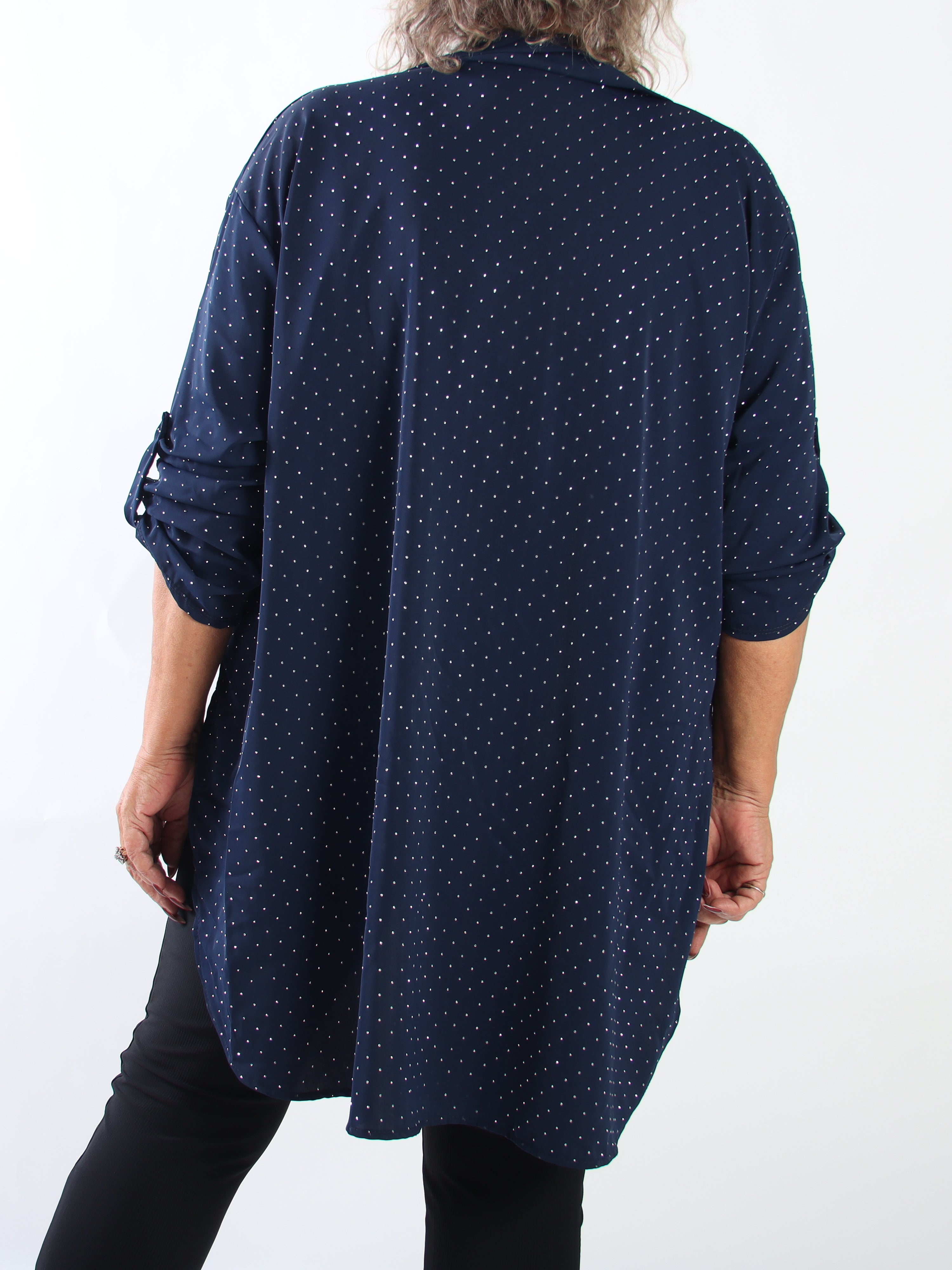 Celeste - Elegant skjorta i plus size i viskos med strass som ger en exklusiv touch