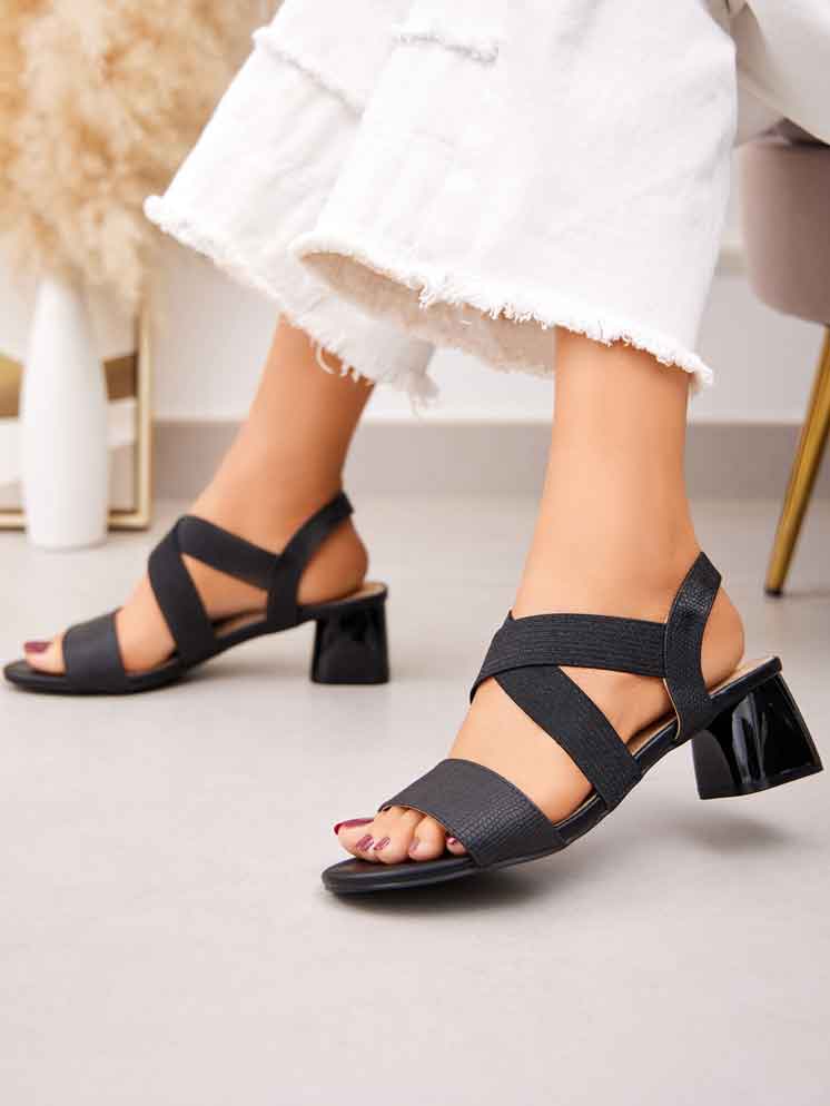 Devany - Sandaler med elastik remme og shiny blokhæl