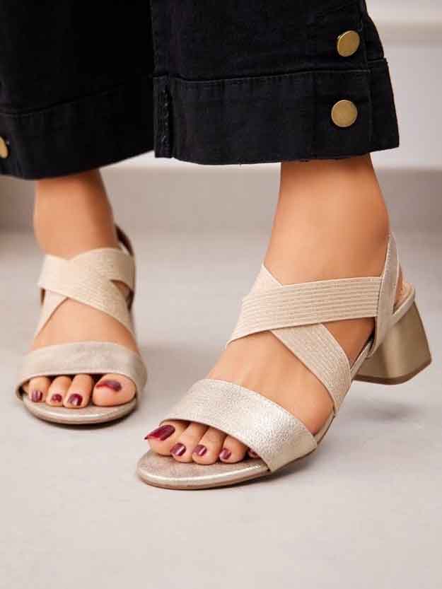 Devany - Sandaler med elastik remme og shiny blokhæl