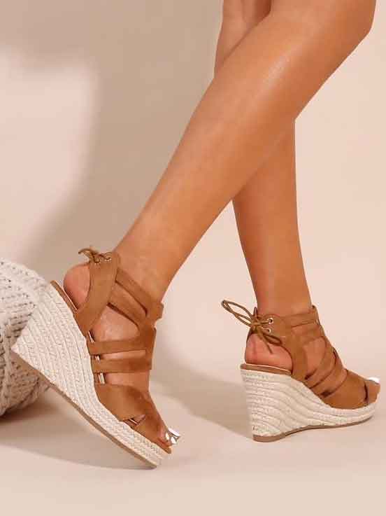 Isabelle - Söta sandaler med kilklack