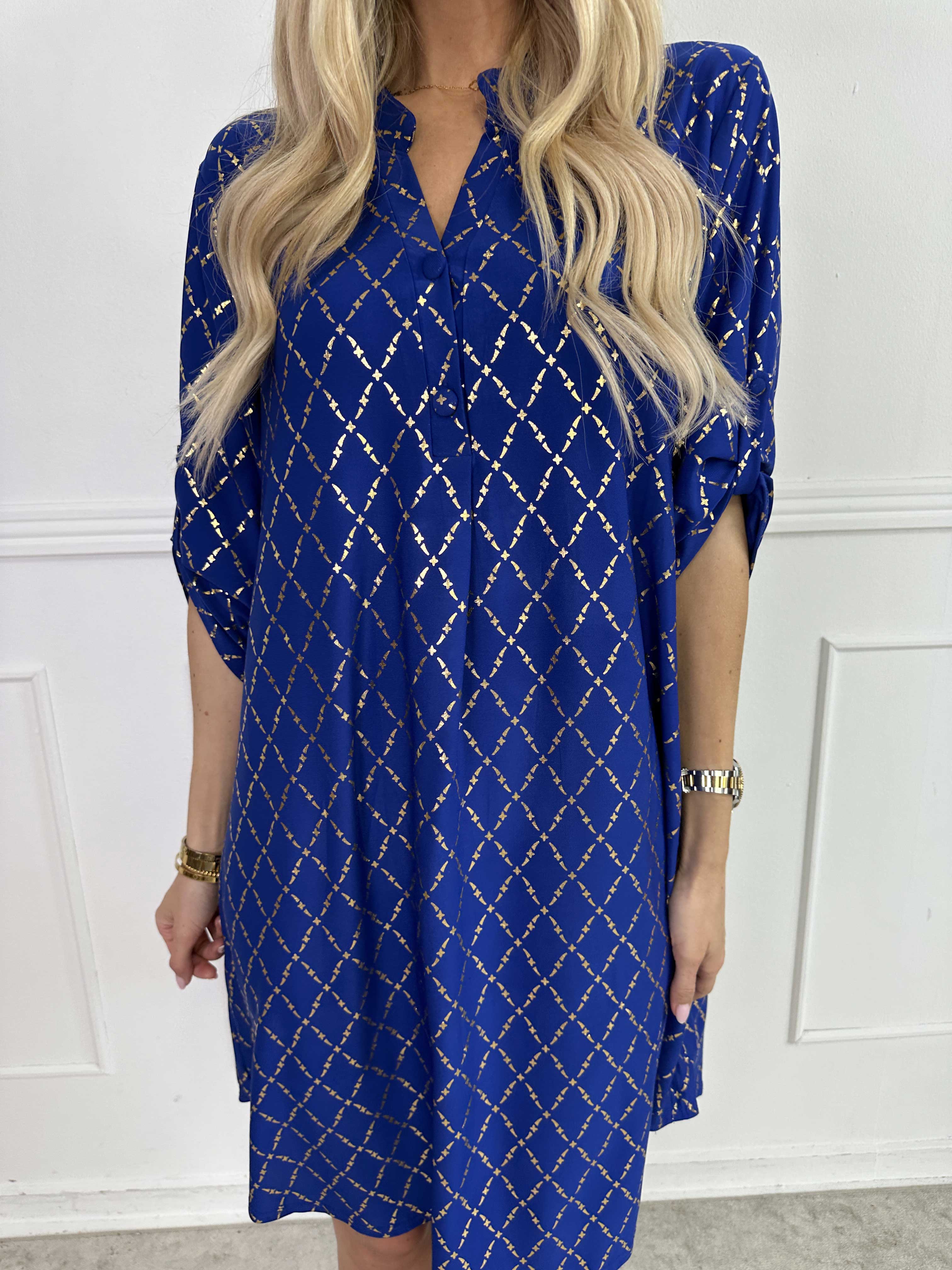 Ebba Gold Check Long - Elastisk klänning med gulddetaljer