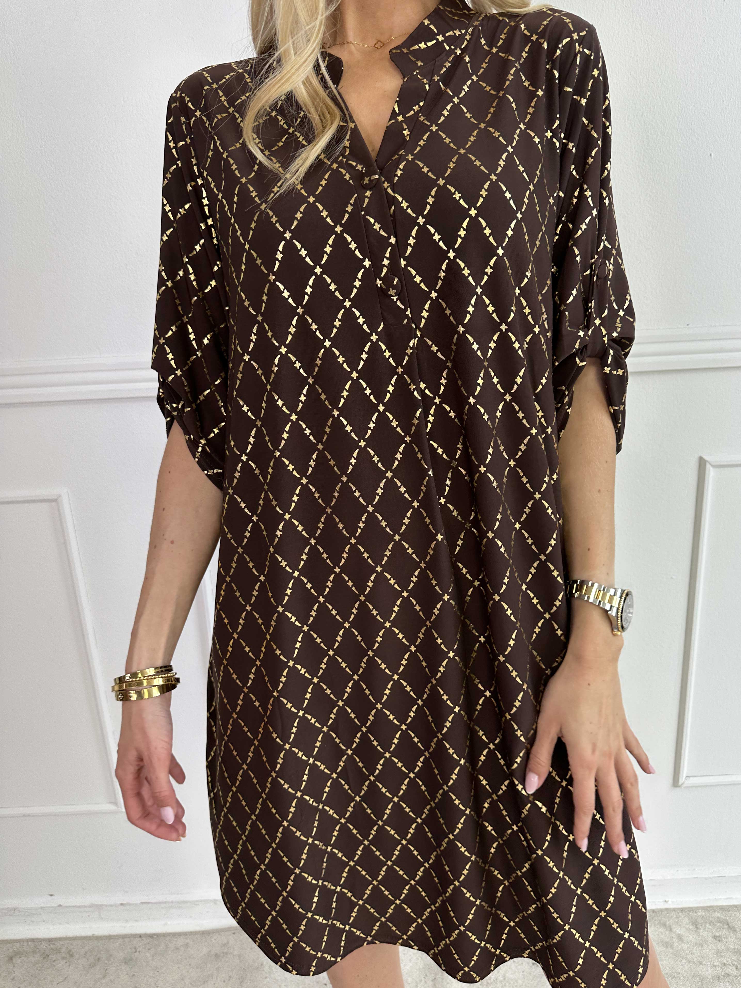 Ebba Gold Check Long - Elastisk klänning med gulddetaljer