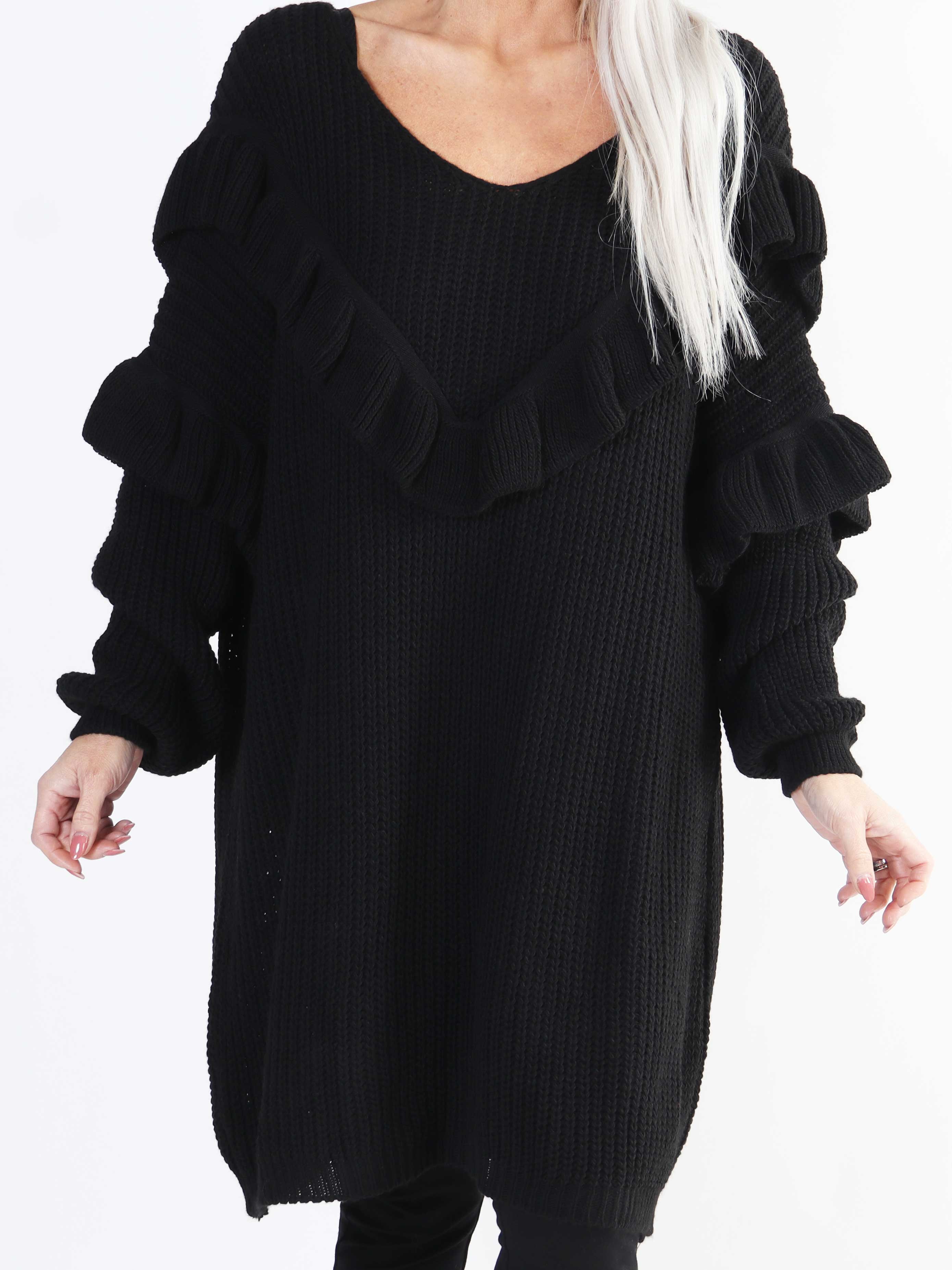 Ellis Dress - Snygg plus size stickad klänning med fina volangdetaljer