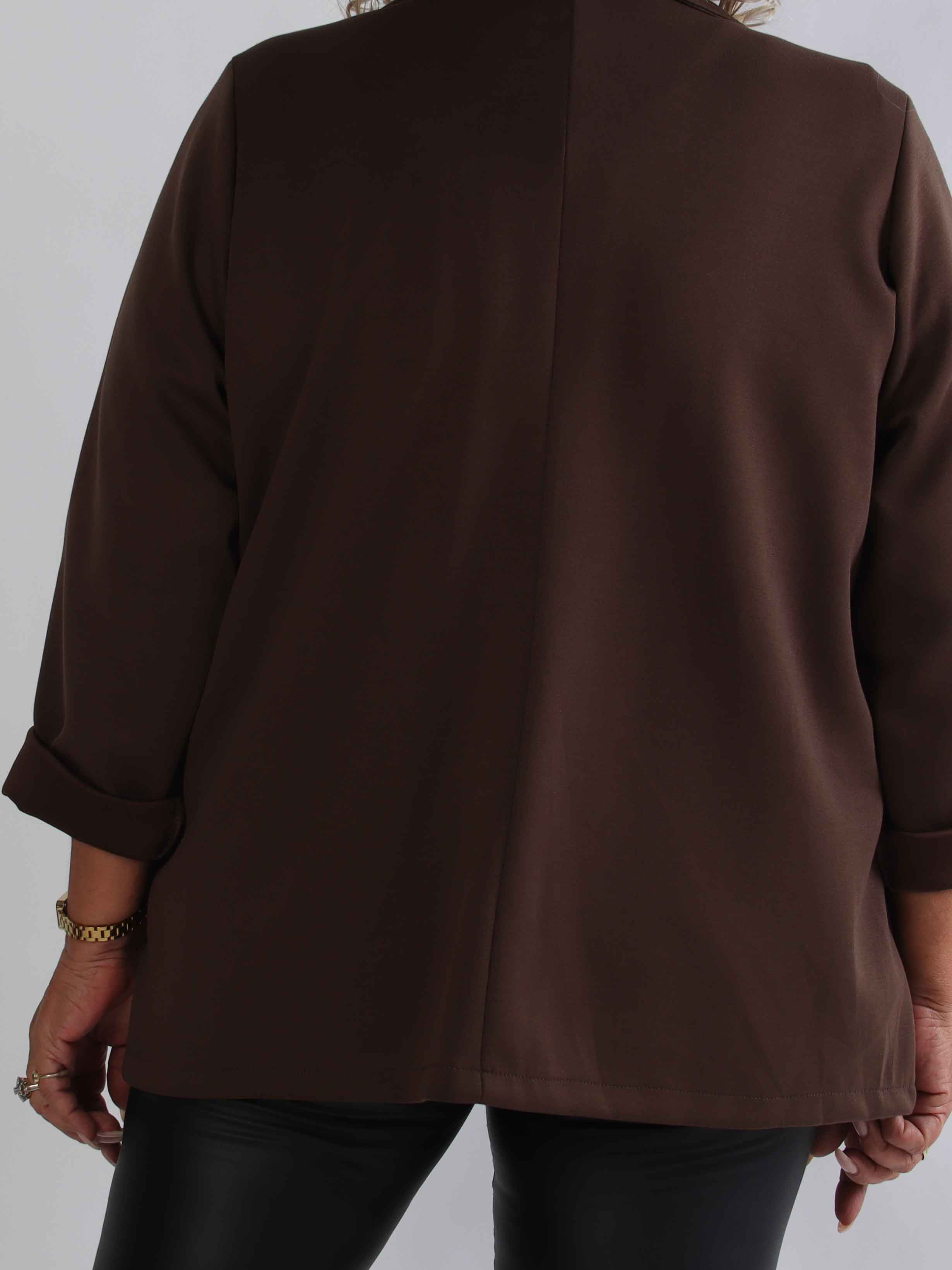 Ferrara - Plus size blazer i blød viskose med sporty hvide striber på ærmerne